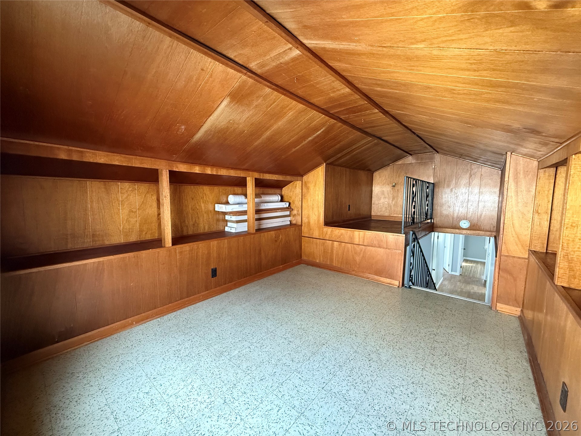 468 S 76th East East Avenue Property Photo 23