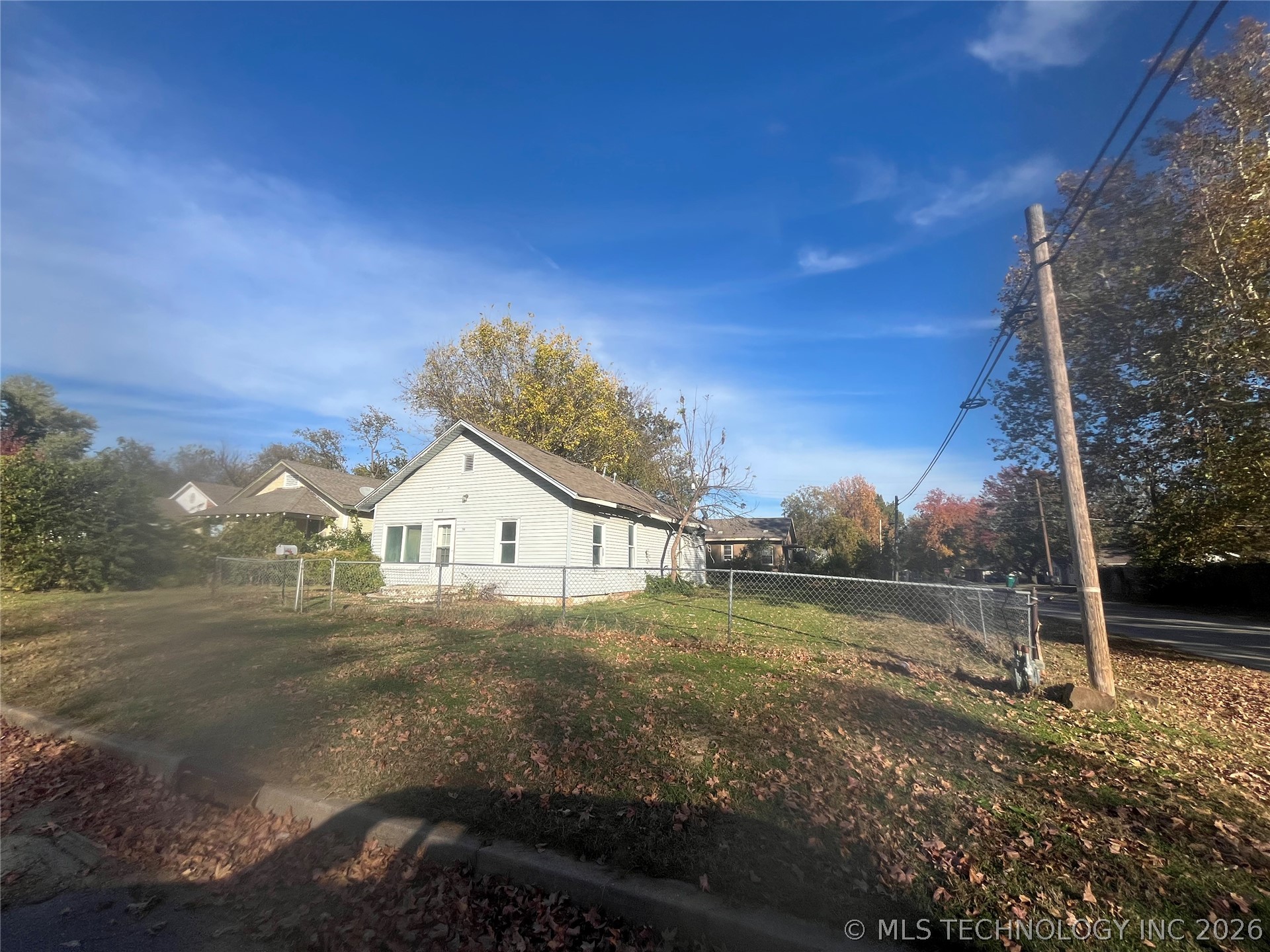 2604430 Property Photo 1