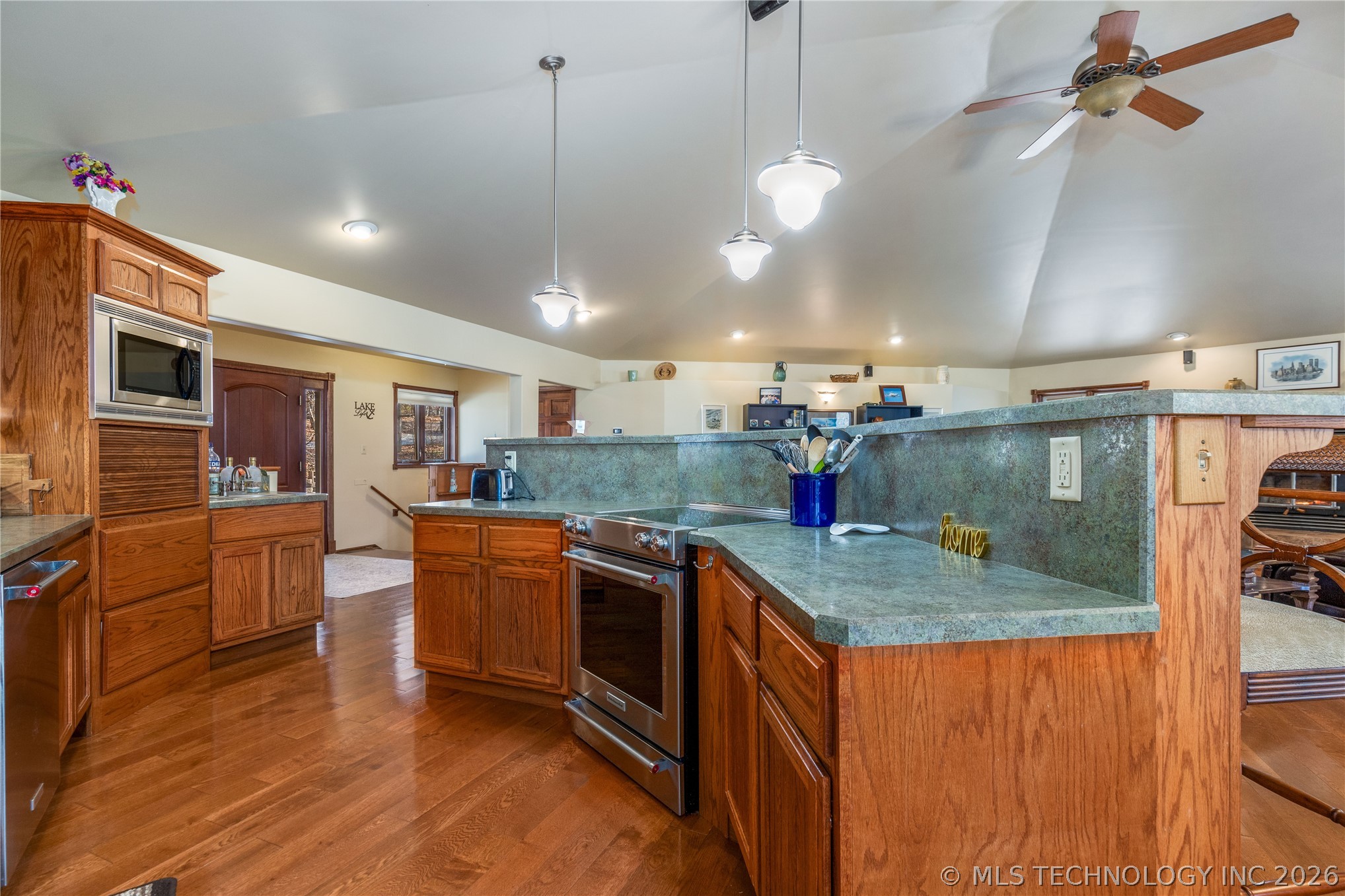 449 Private Road 065 Road Property Photo 8