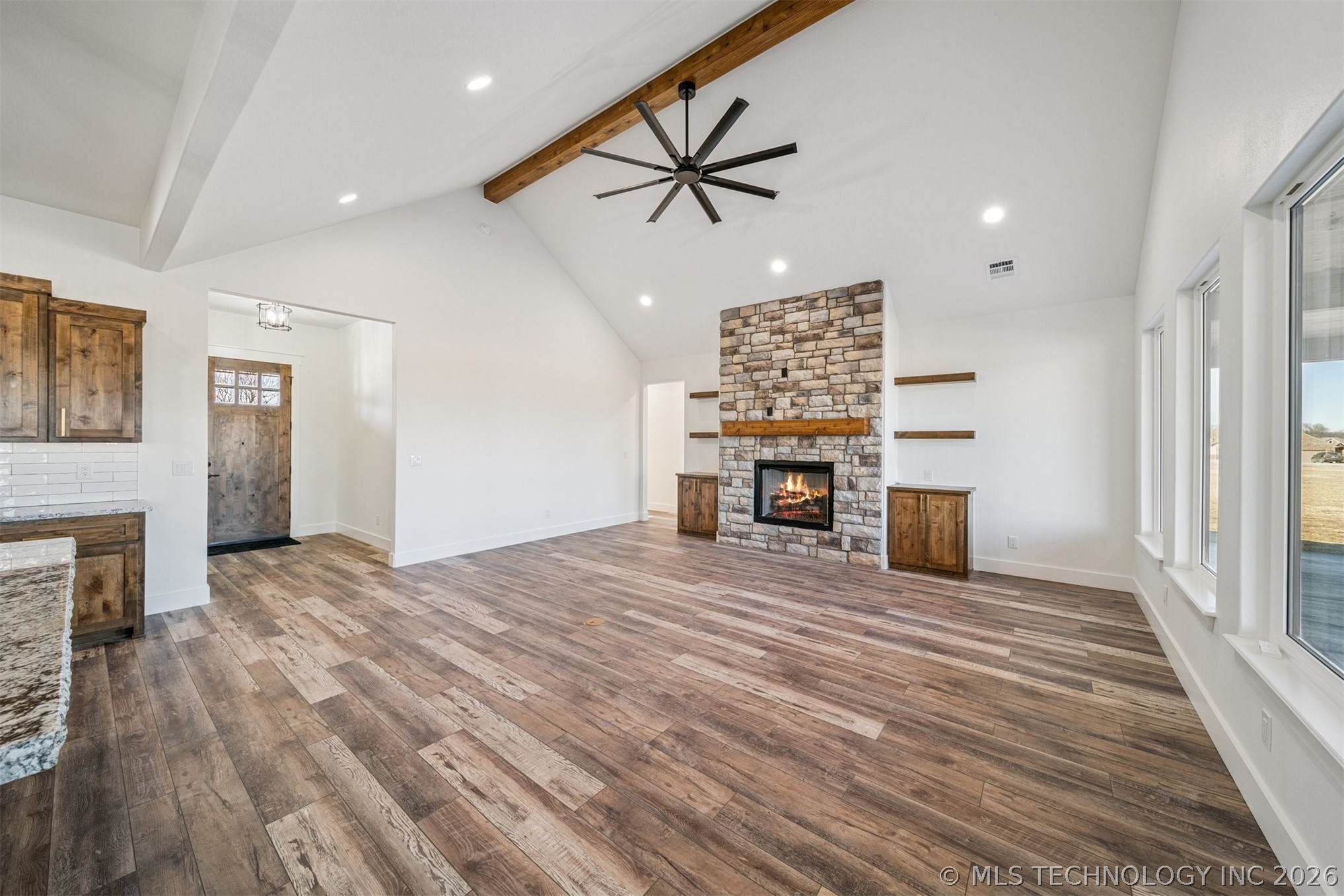 3077 S 4322 Road Property Photo 8