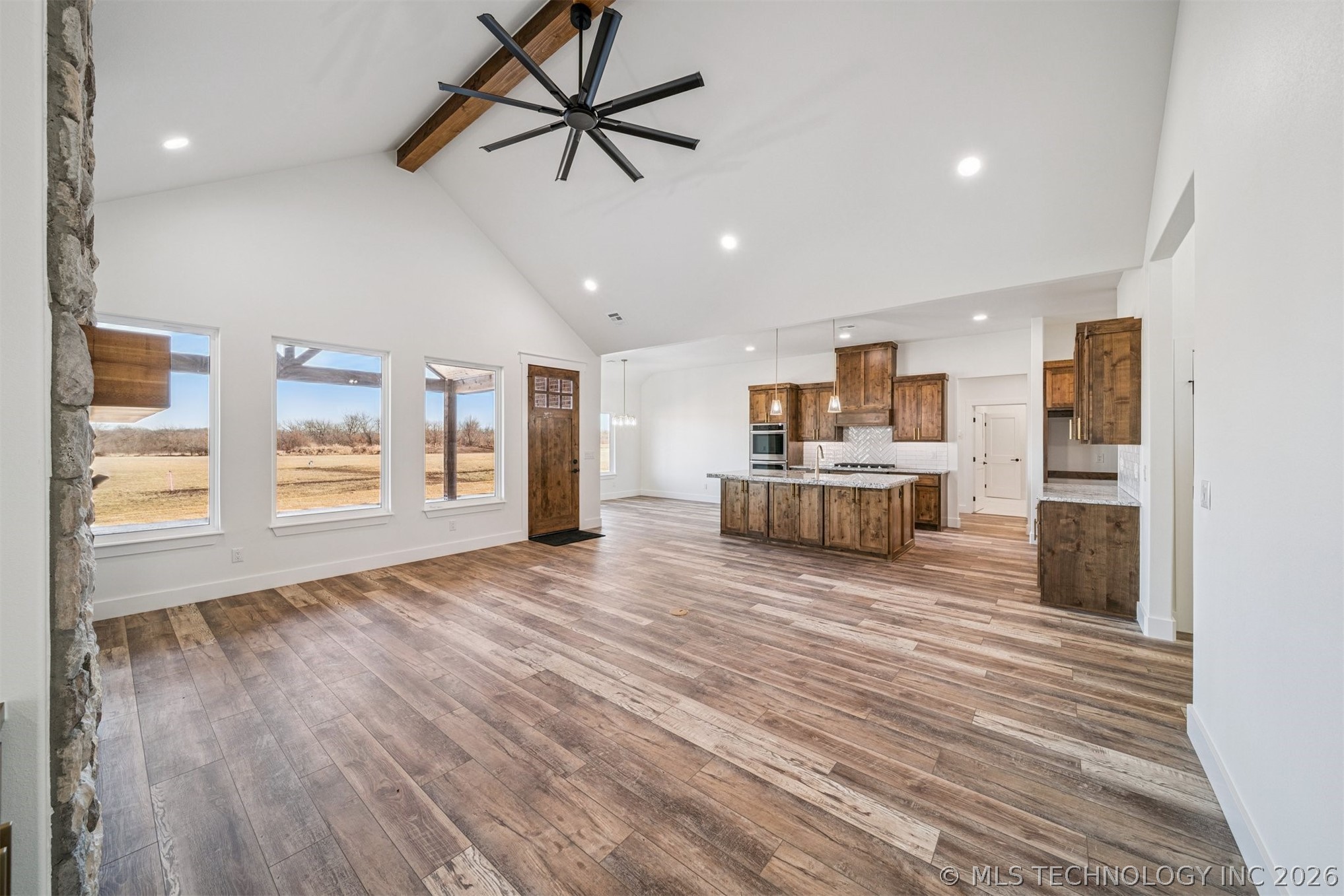 3077 S 4322 Road Property Photo 9