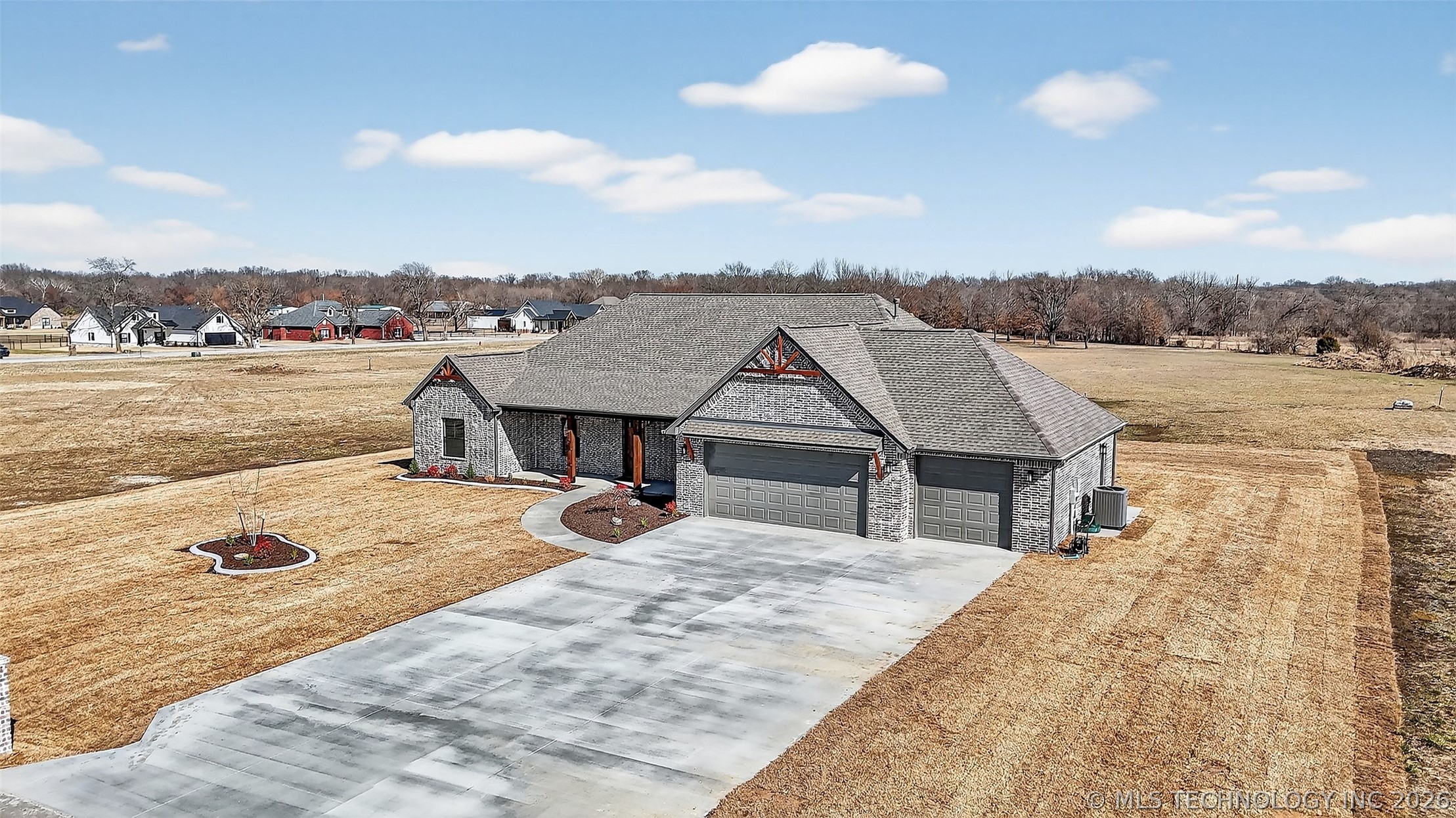 3077 S 4322 Road Property Photo 44