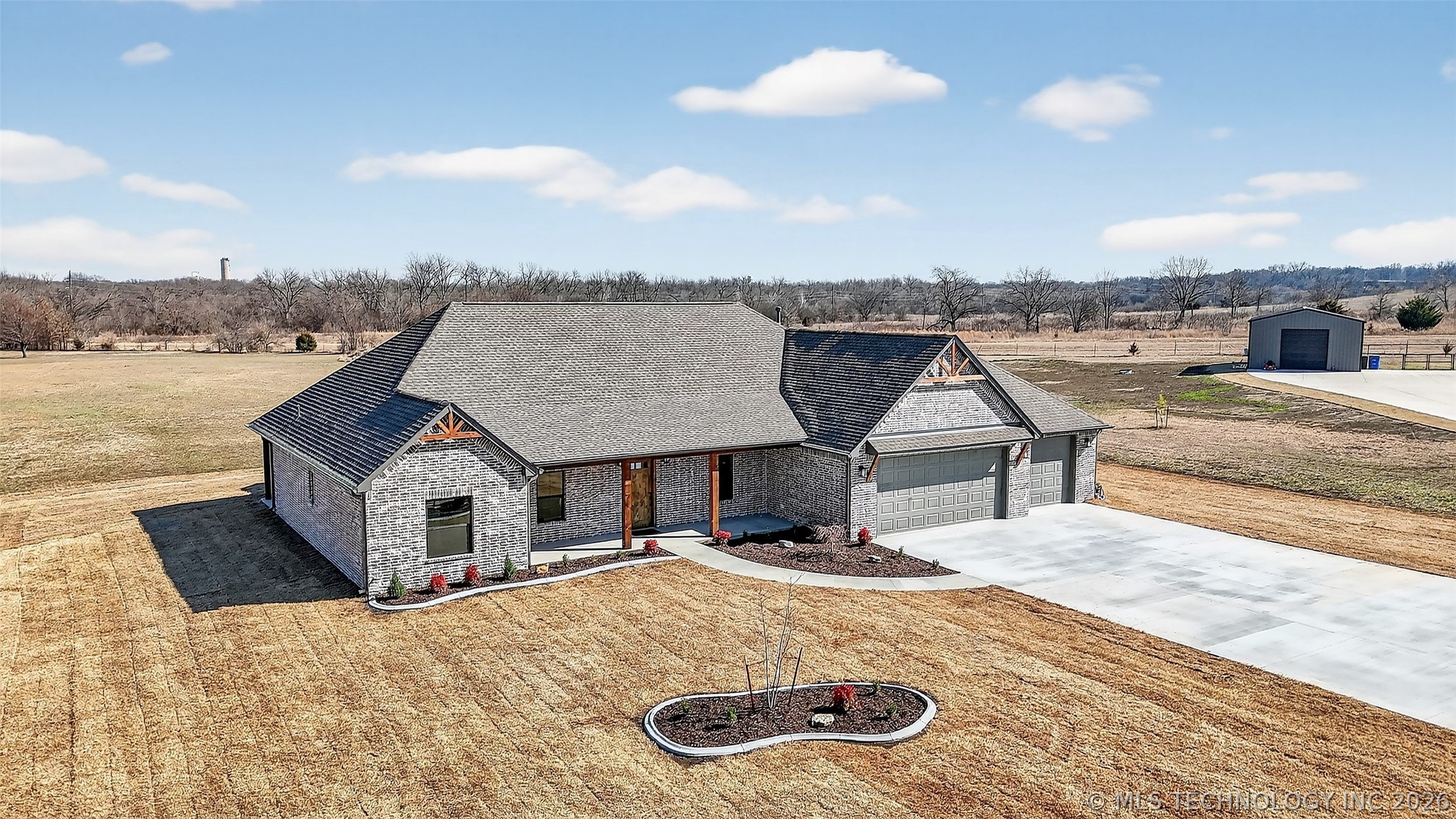 3077 S 4322 Road Property Photo 45