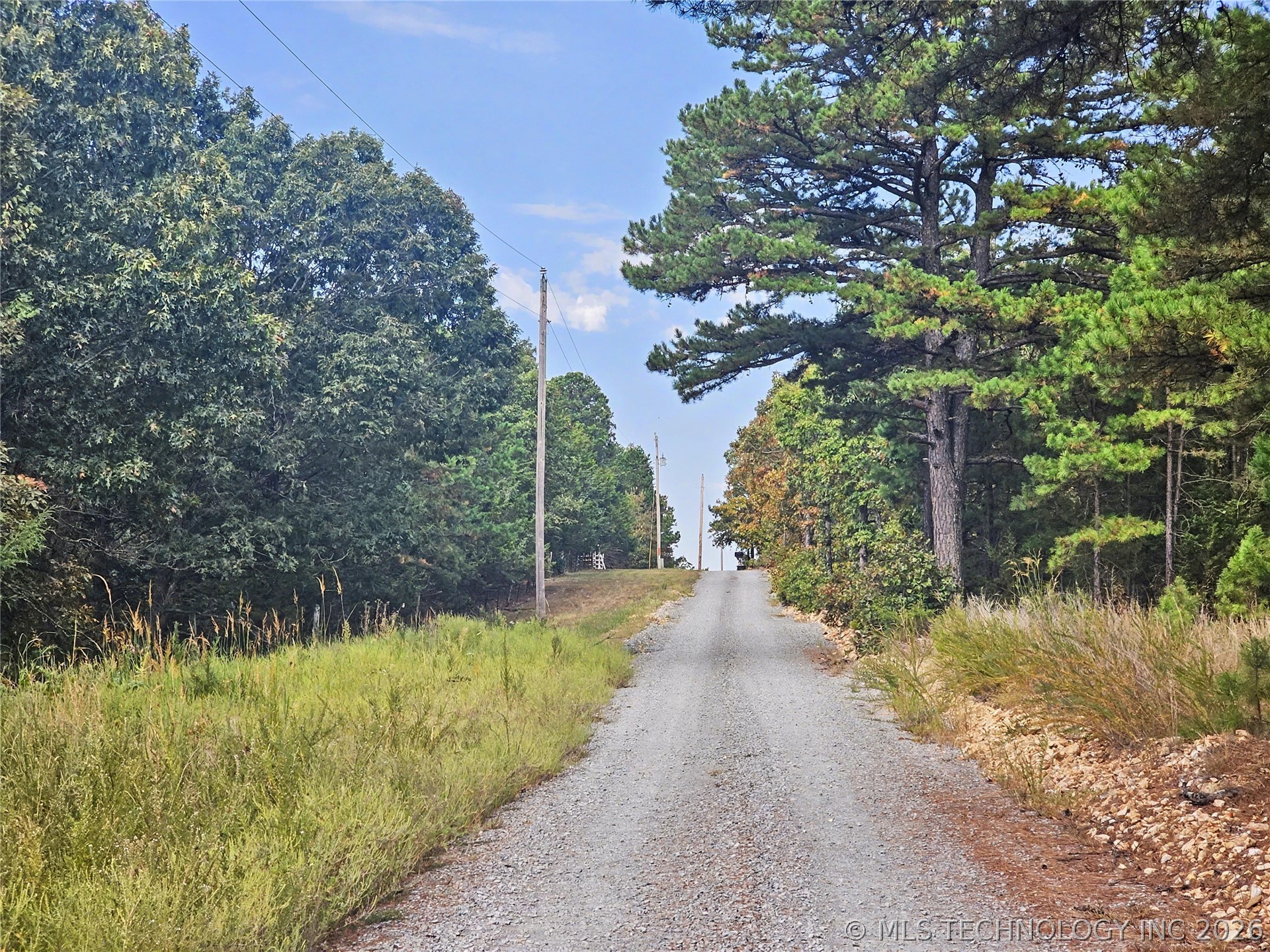 E 586 Road Property Photo 6