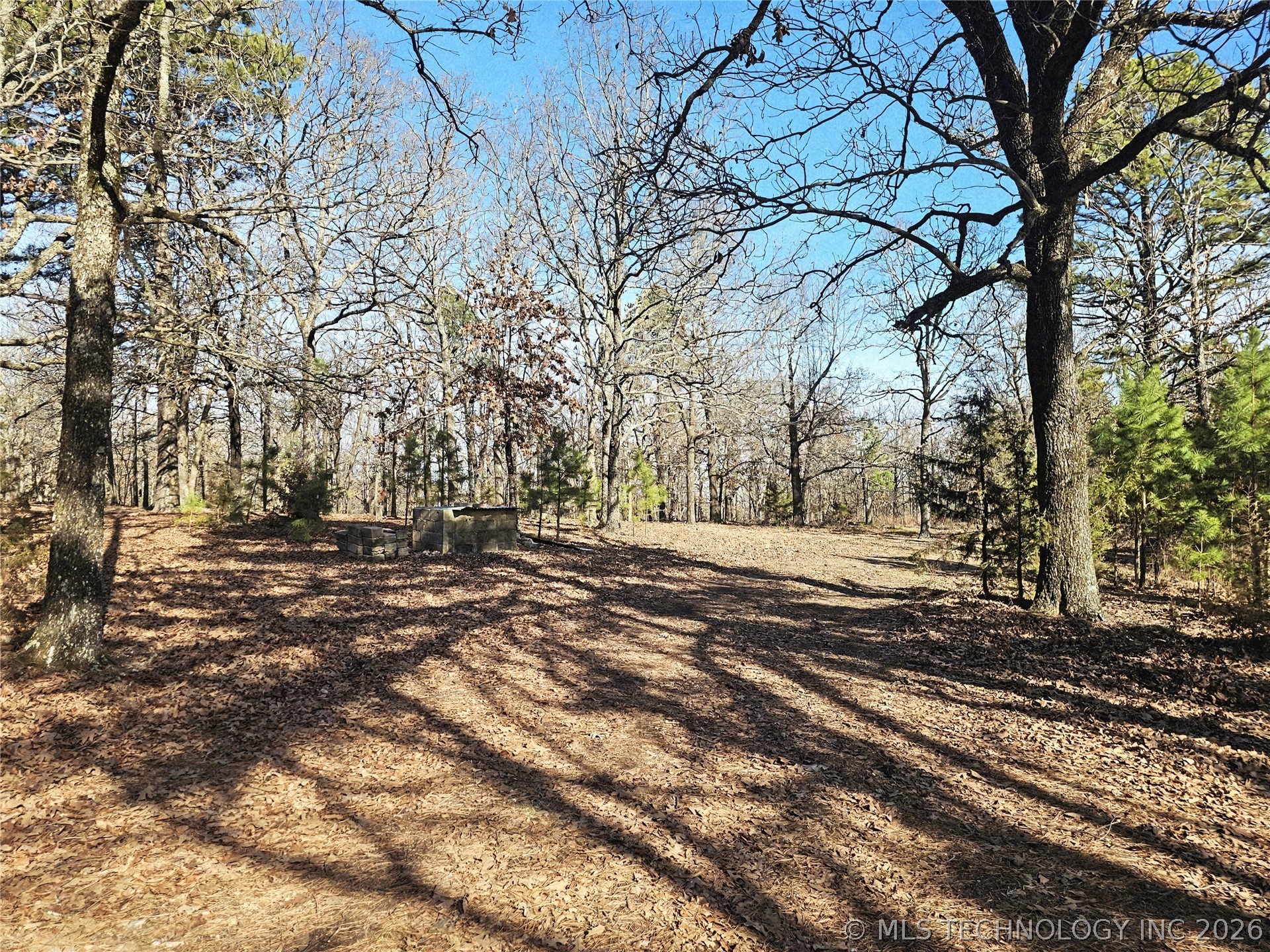 E 586 Road Property Photo 16