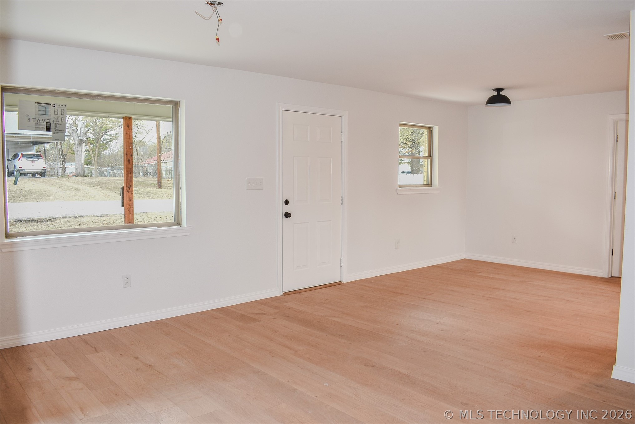 502 Ne G Street Property Photo 3