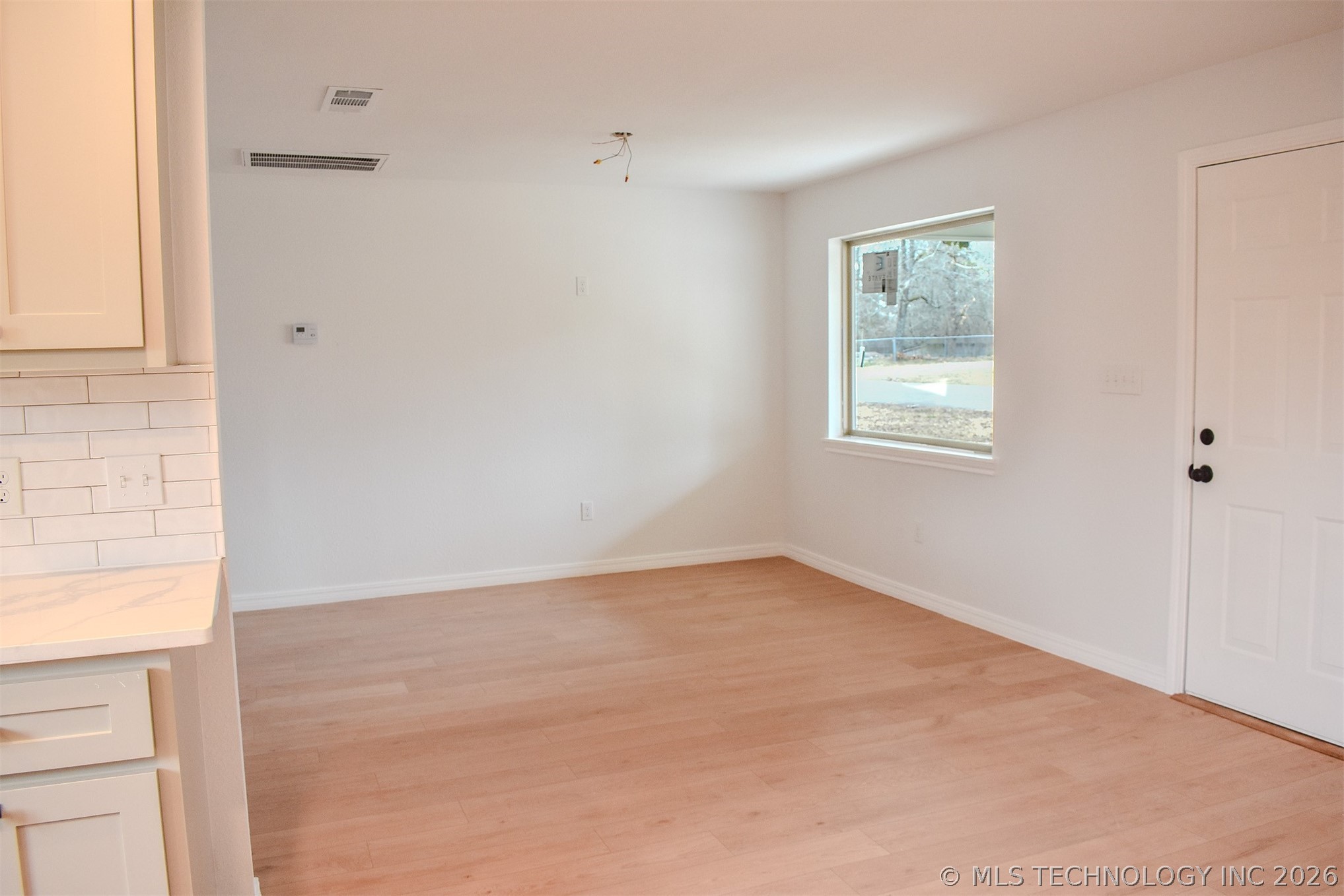502 Ne G Street Property Photo 5
