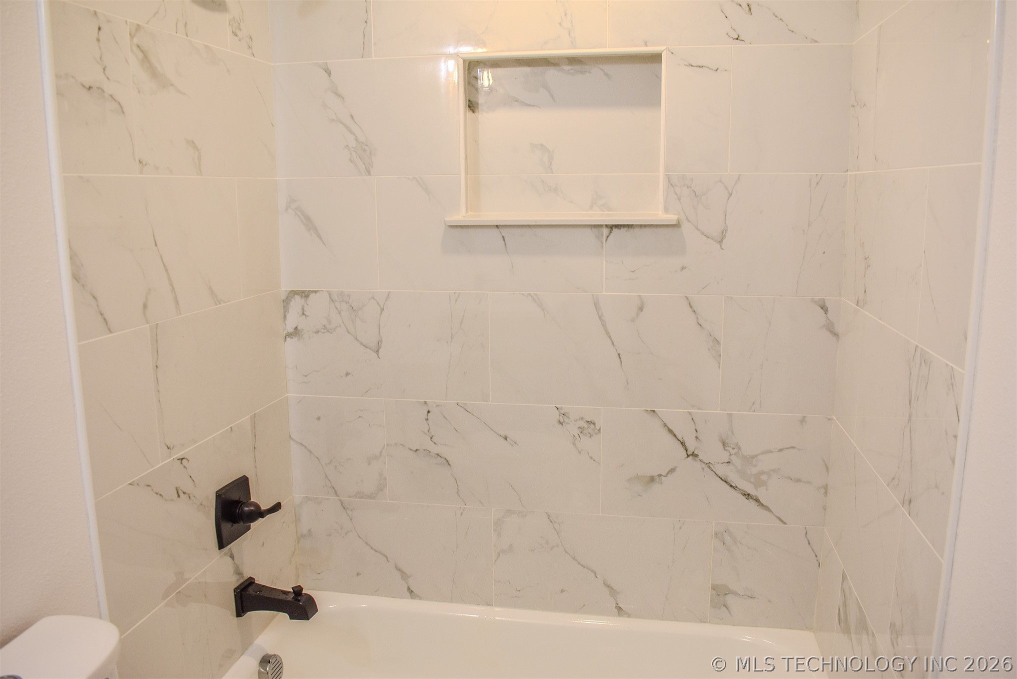 502 Ne G Street Property Photo 15