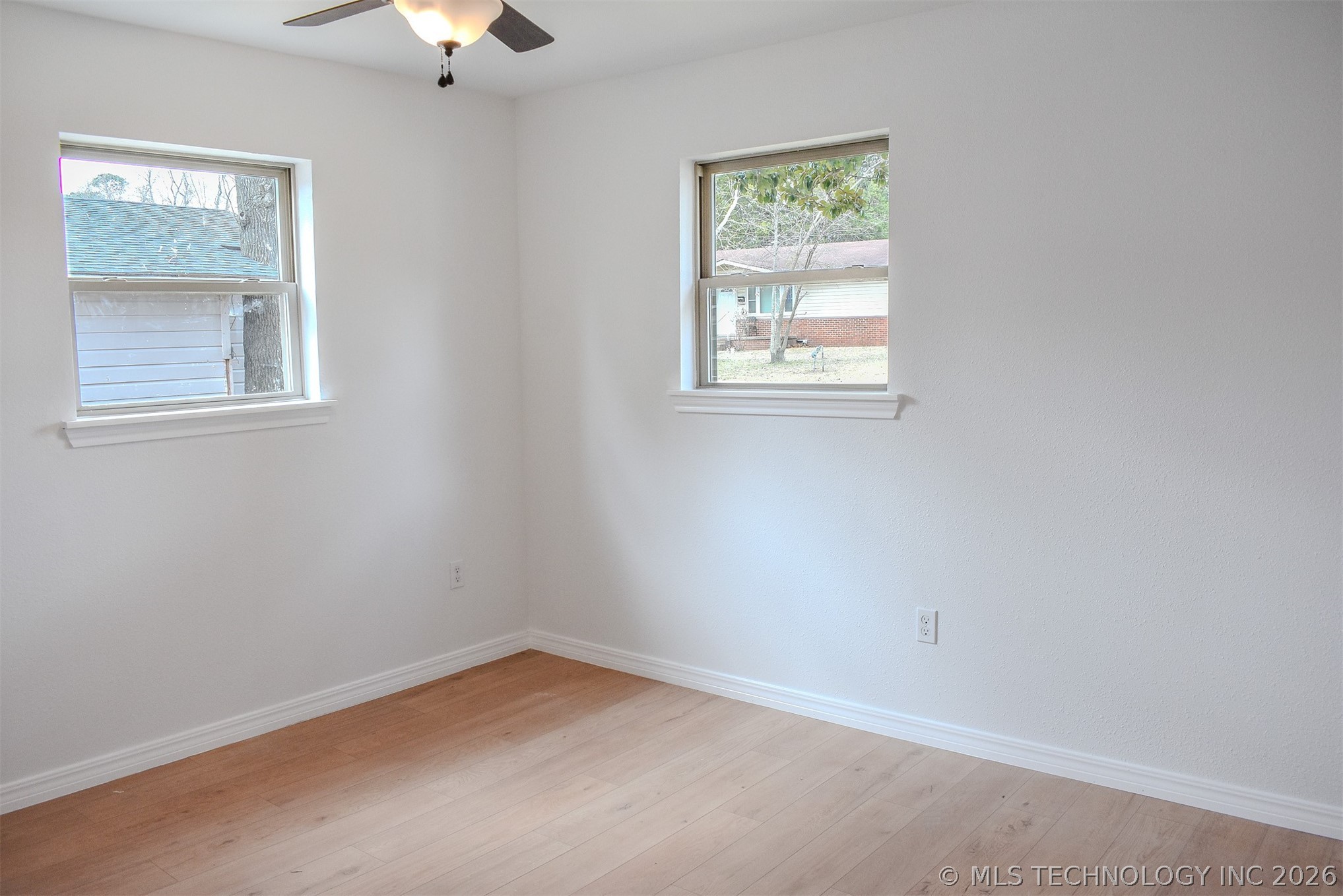 502 Ne G Street Property Photo 16
