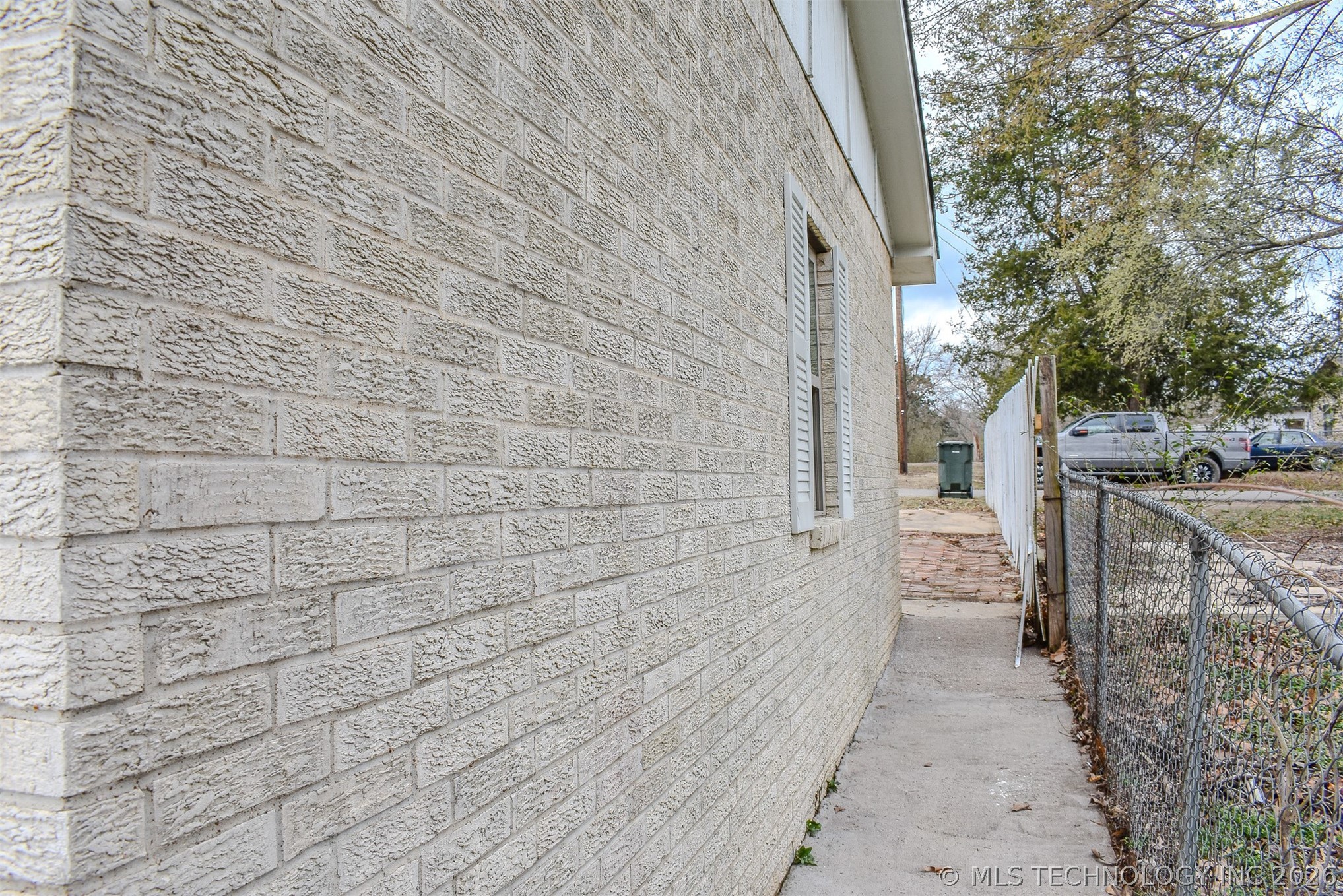 502 Ne G Street Property Photo 27