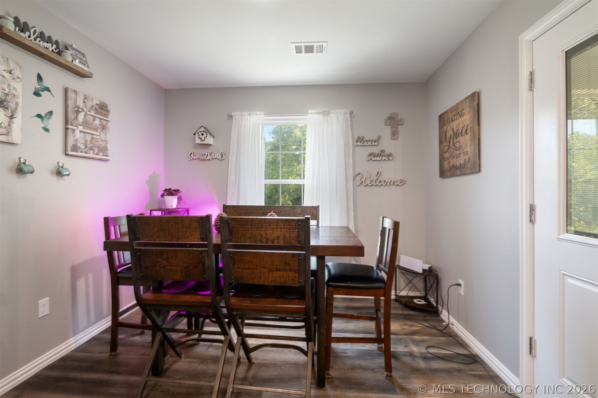 303 Rawlings Road Property Photo 9