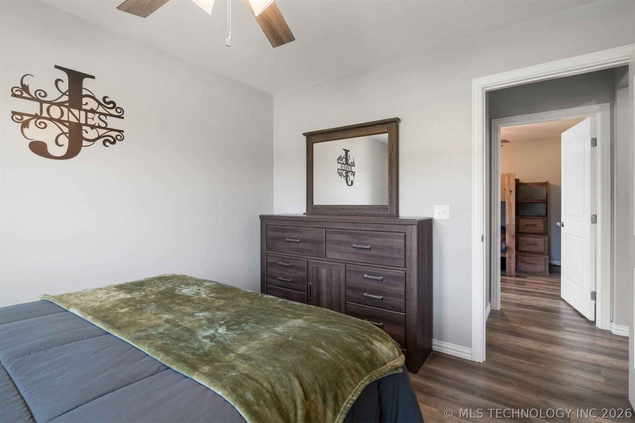 303 Rawlings Road Property Photo 15