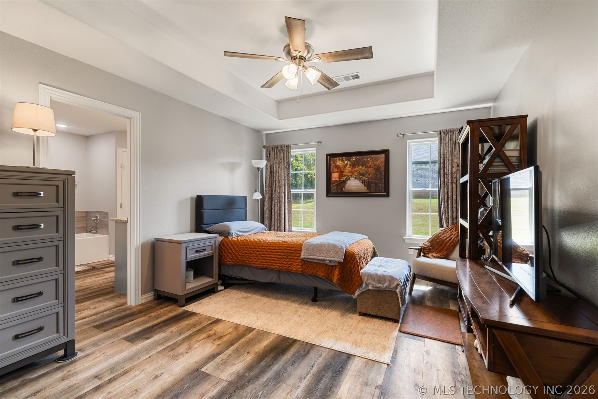 303 Rawlings Road Property Photo 18