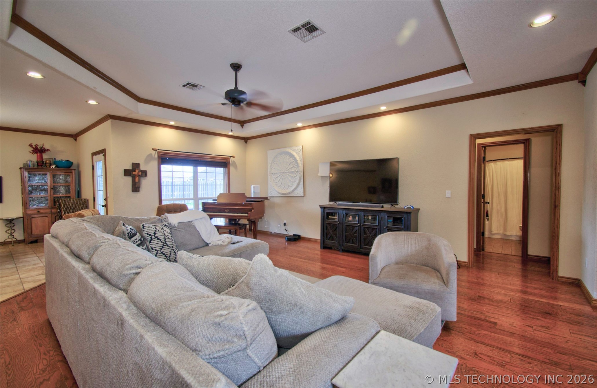 1129 Elizabeth Drive Property Photo 5