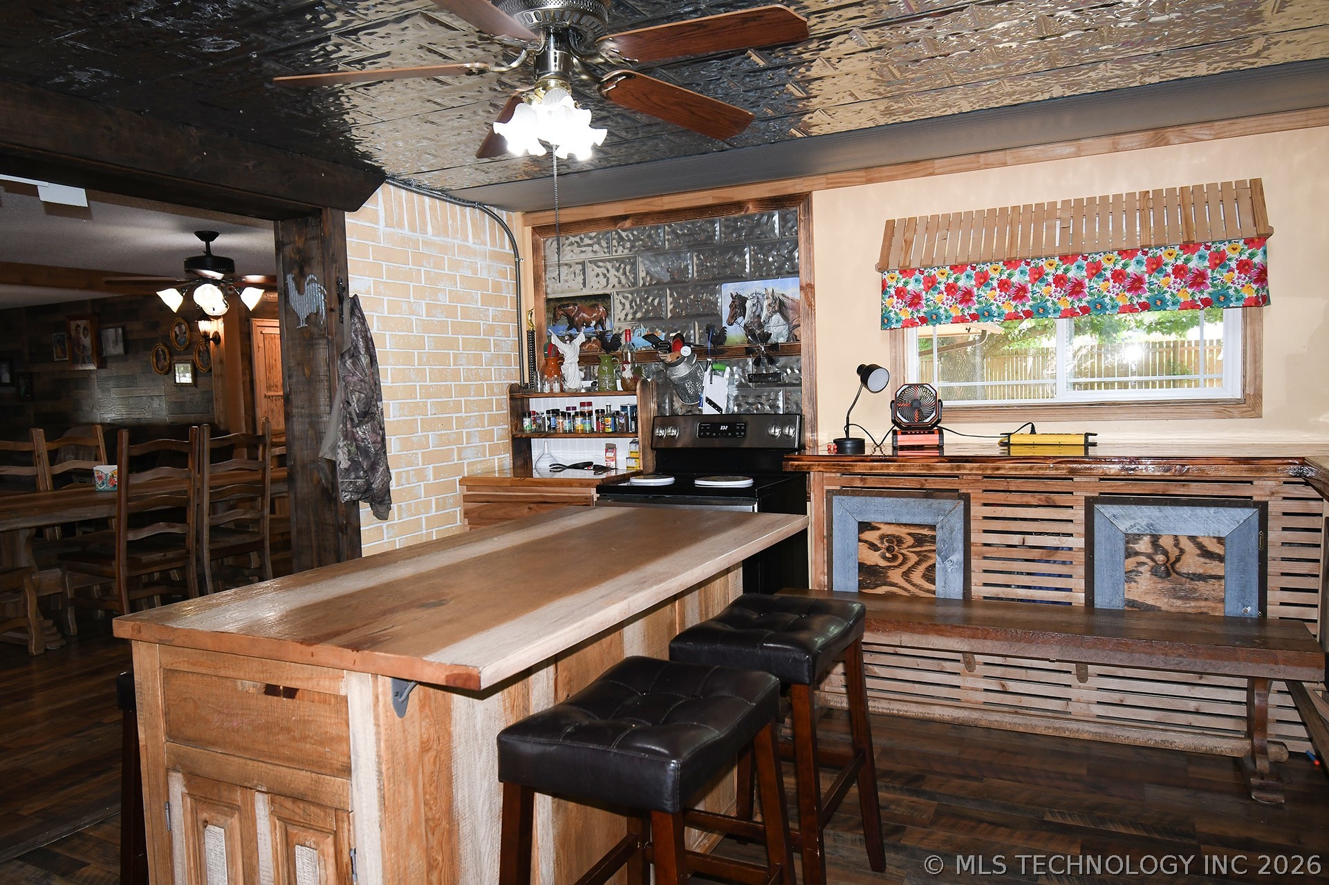 1108 Maple Lane Property Photo 15