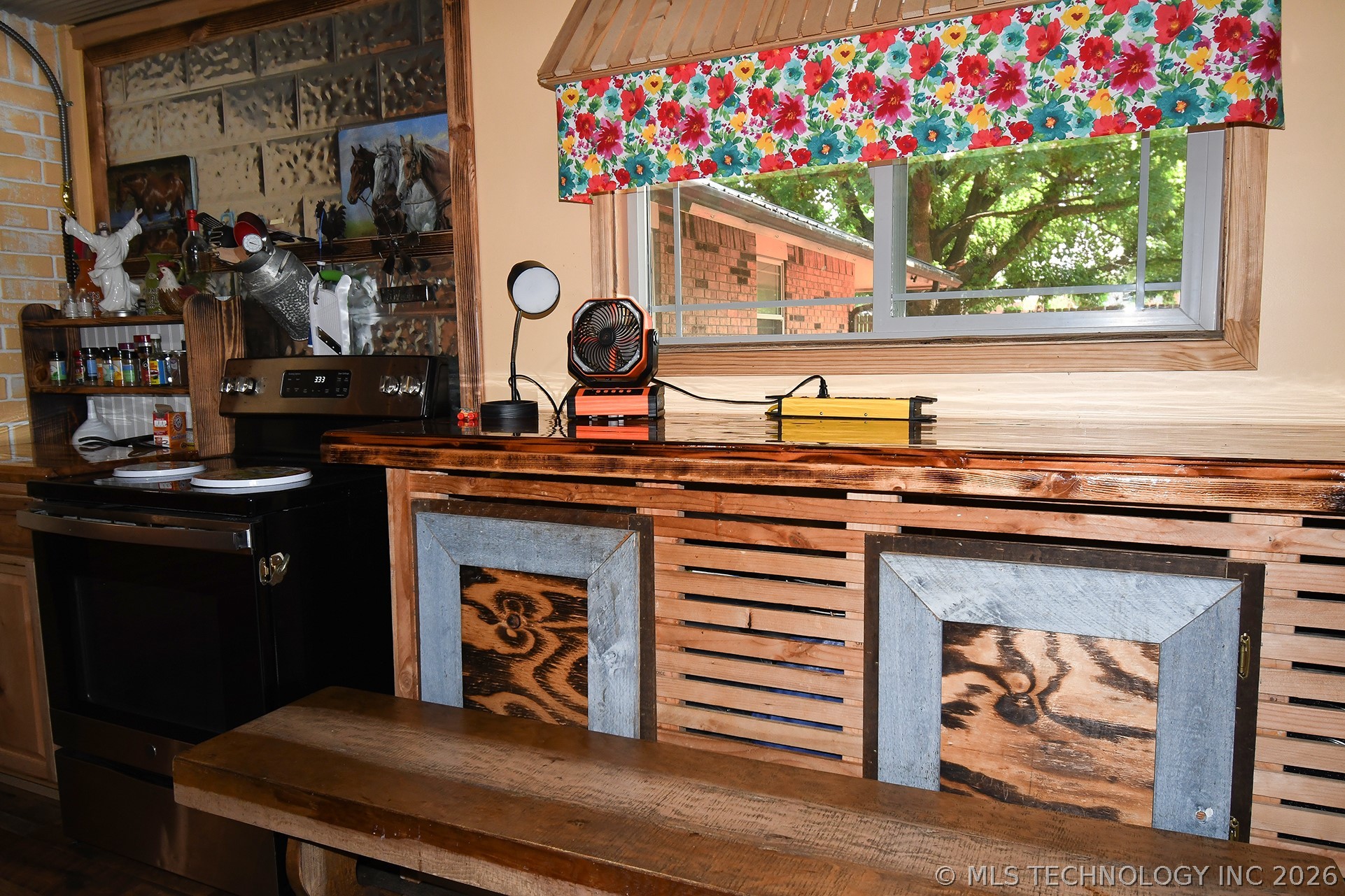 1108 Maple Lane Property Photo 17