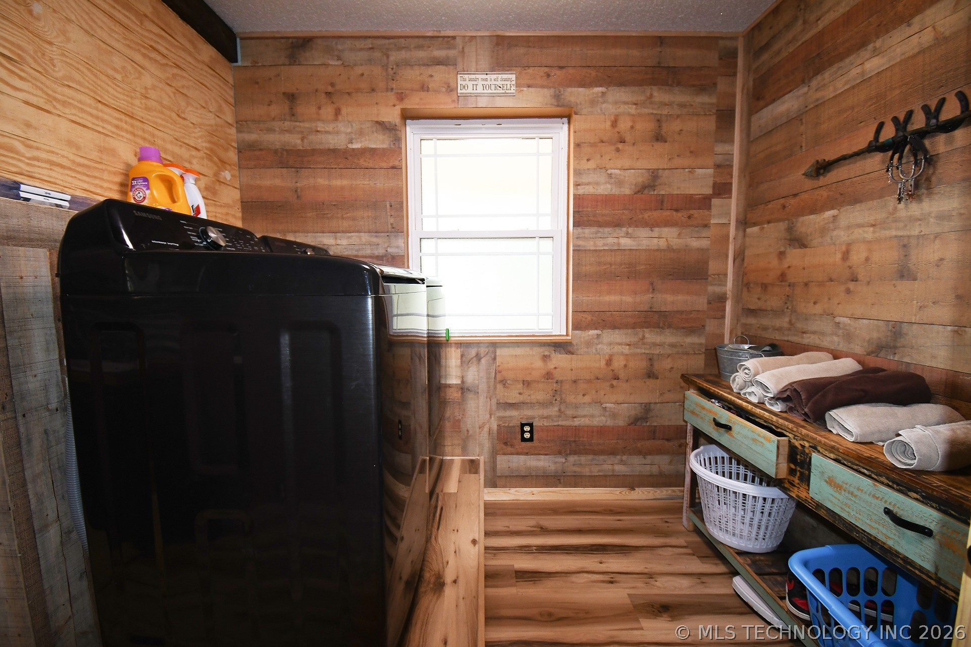 1108 Maple Lane Property Photo 28