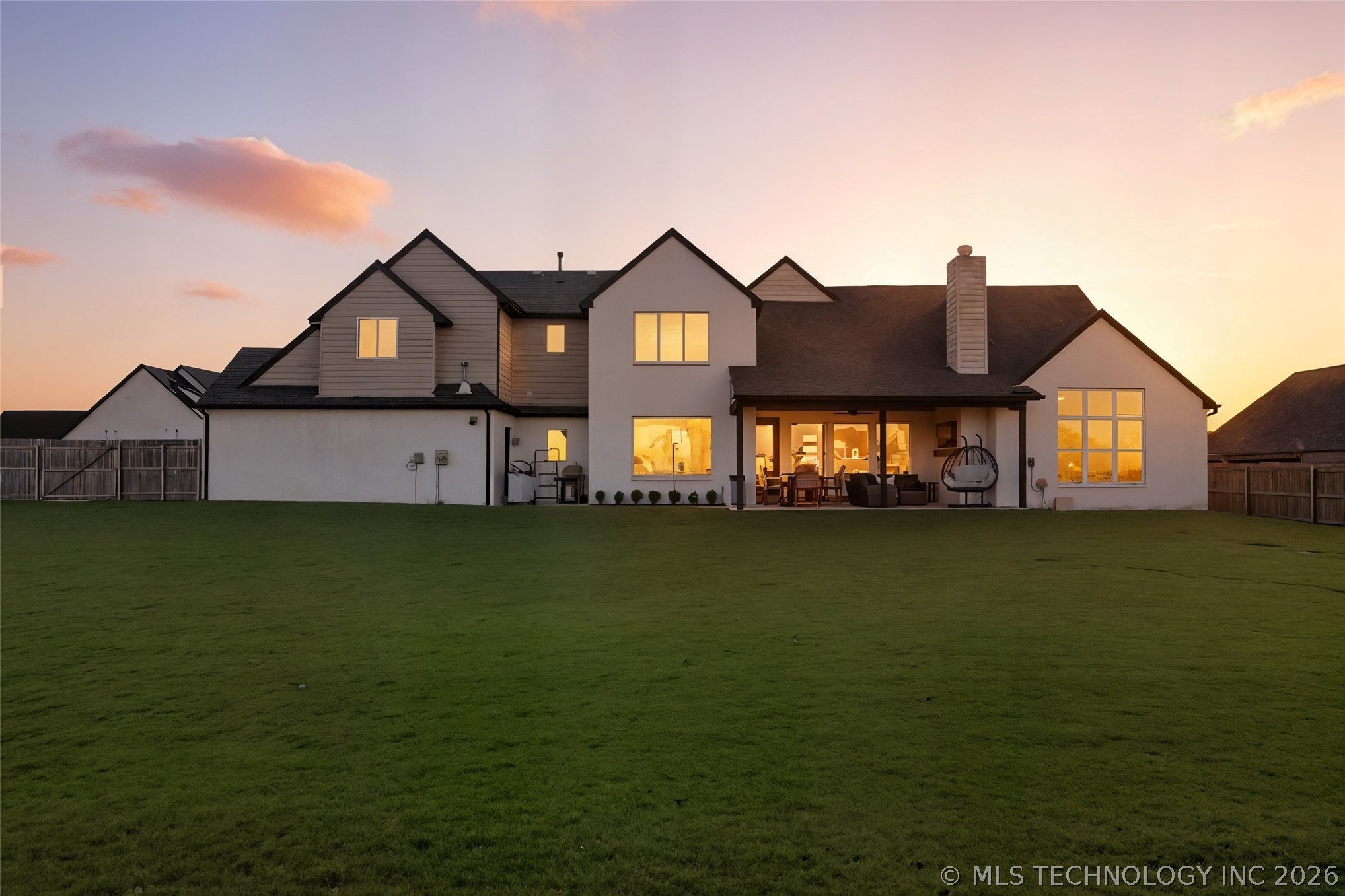 17816 S 47th East Avenue Property Photo 4