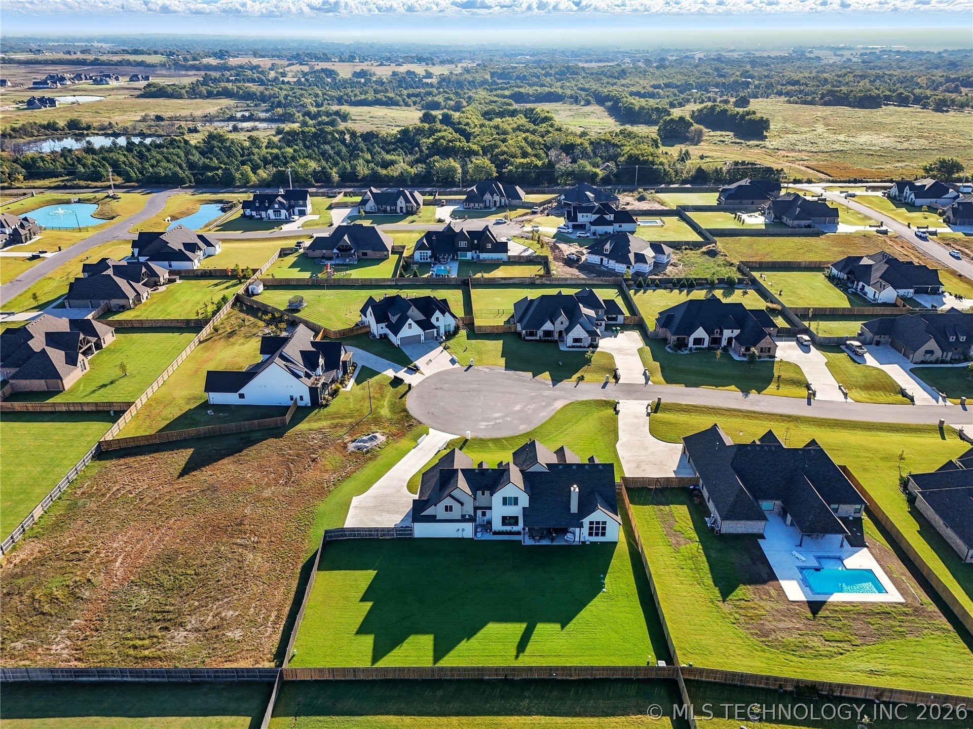 17816 S 47th East Avenue Property Photo 7