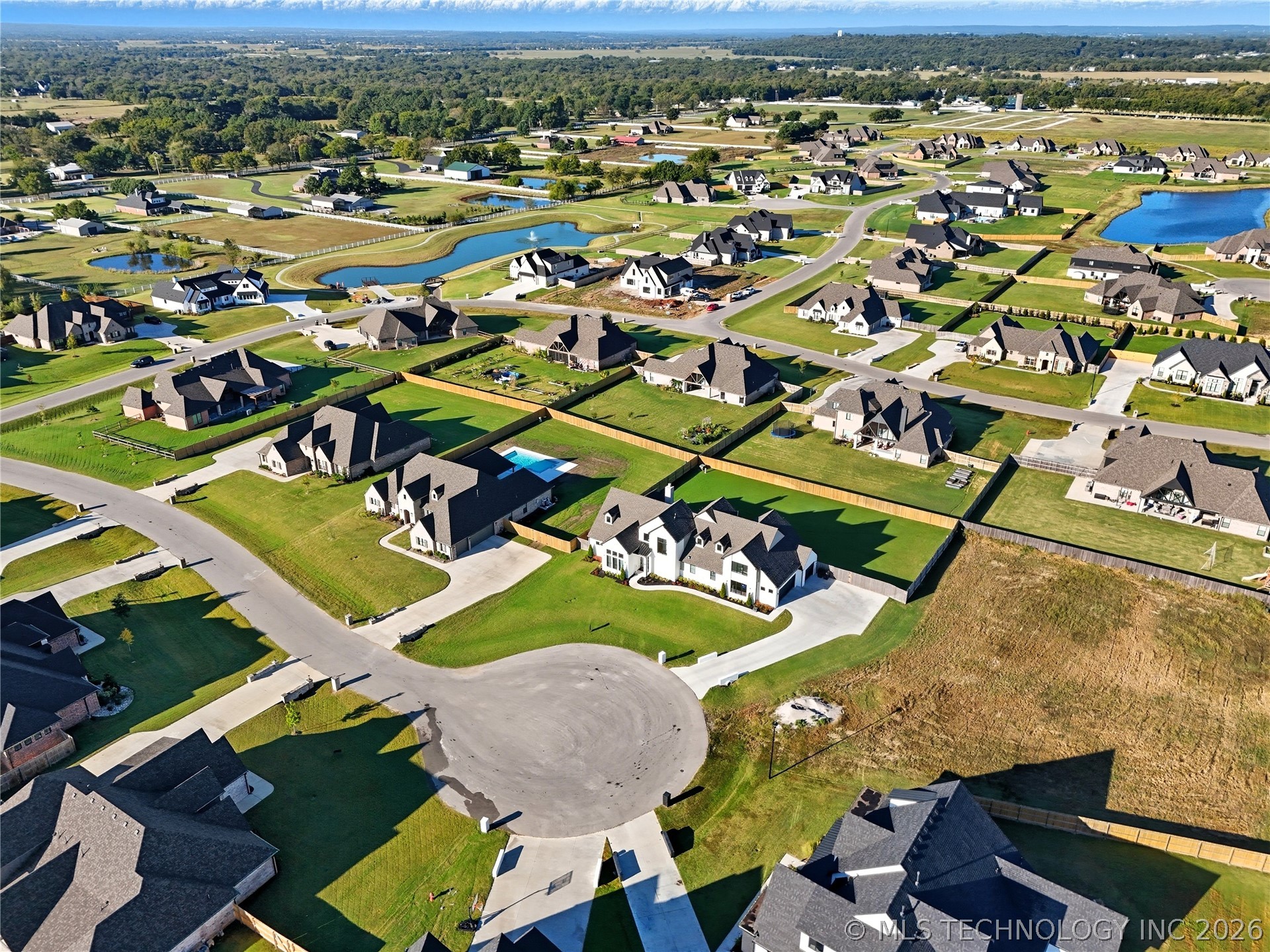 17816 S 47th East Avenue Property Photo 9