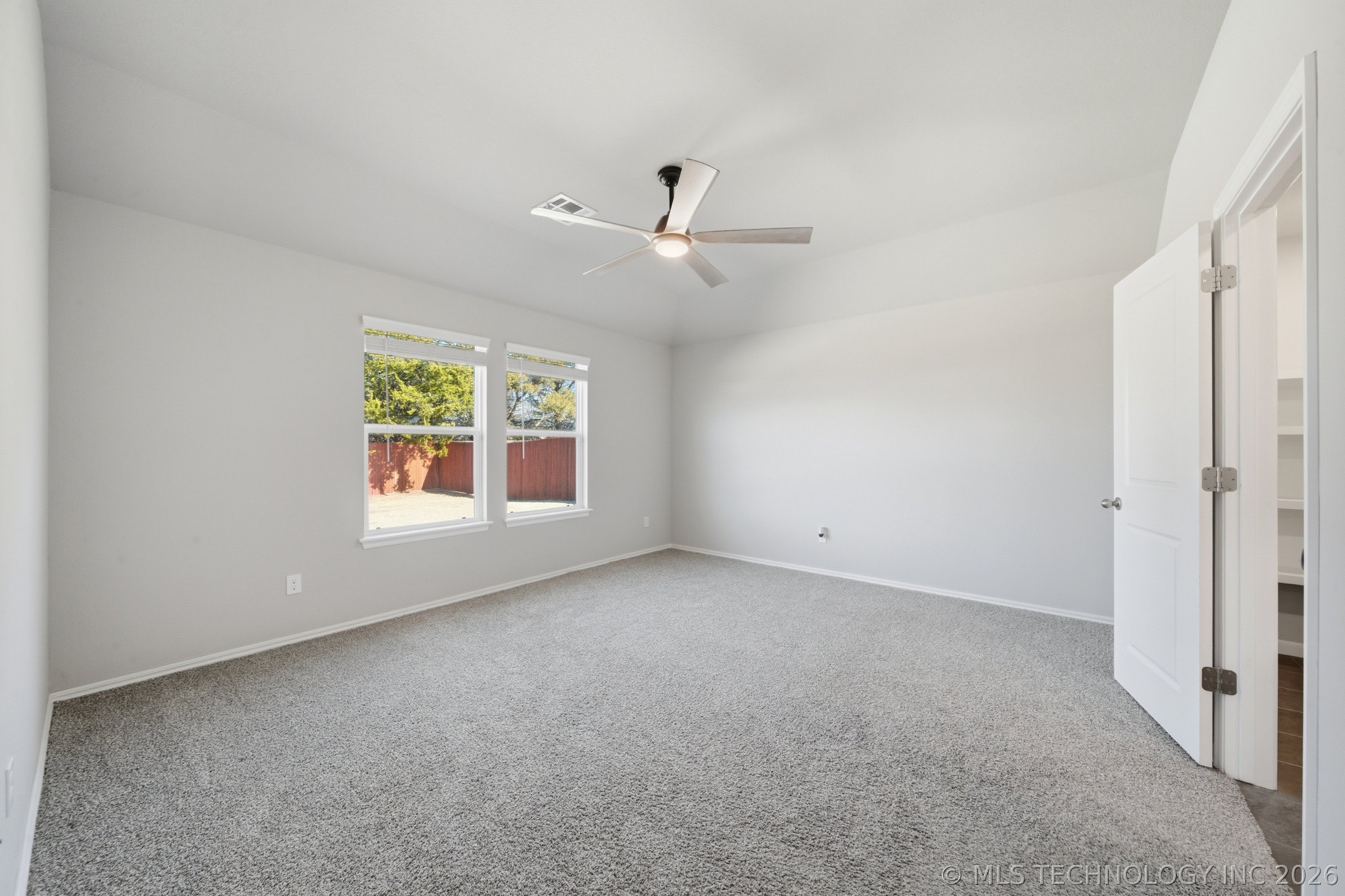 3306 Rushmore Circle Property Photo 15