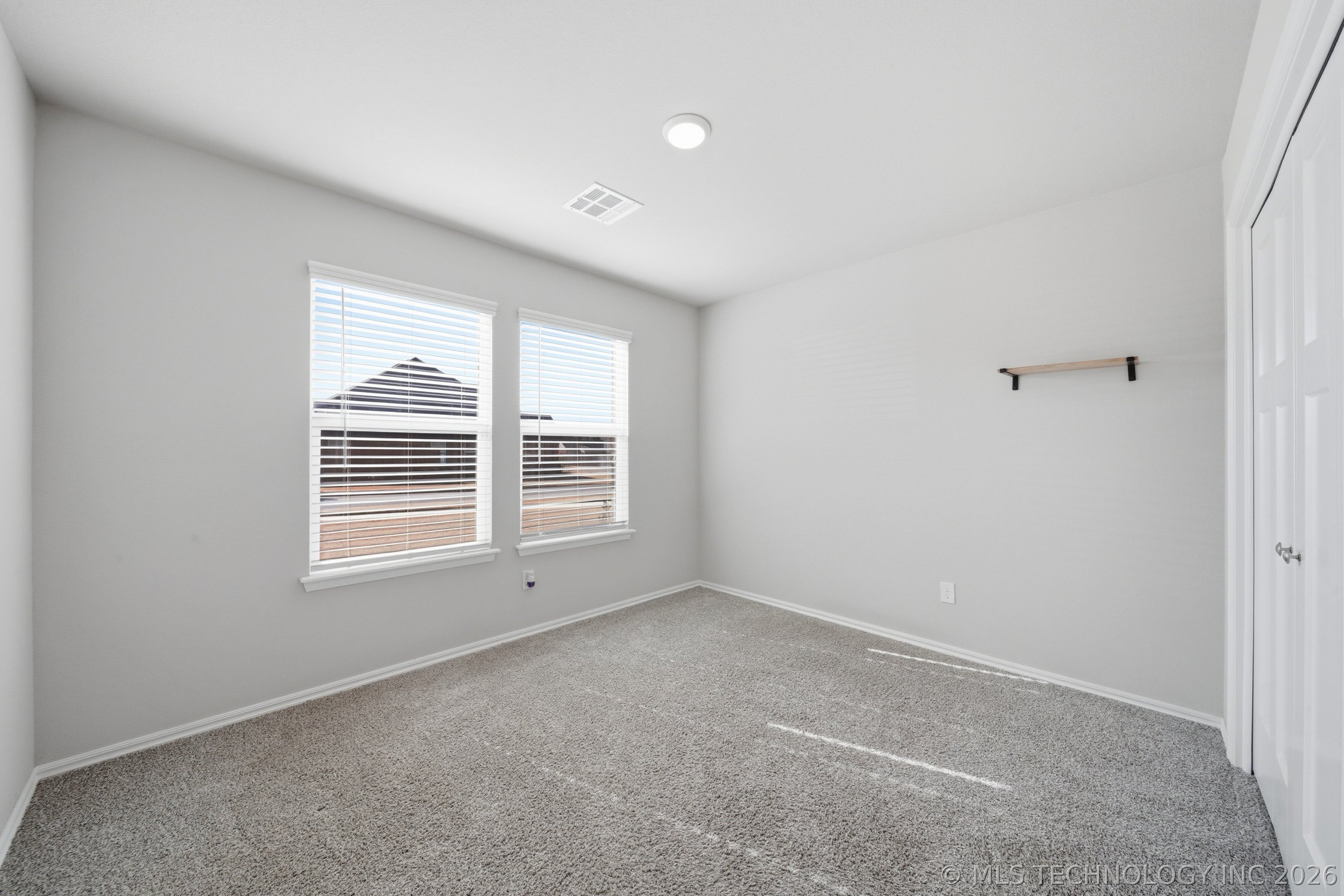 3306 Rushmore Circle Property Photo 22