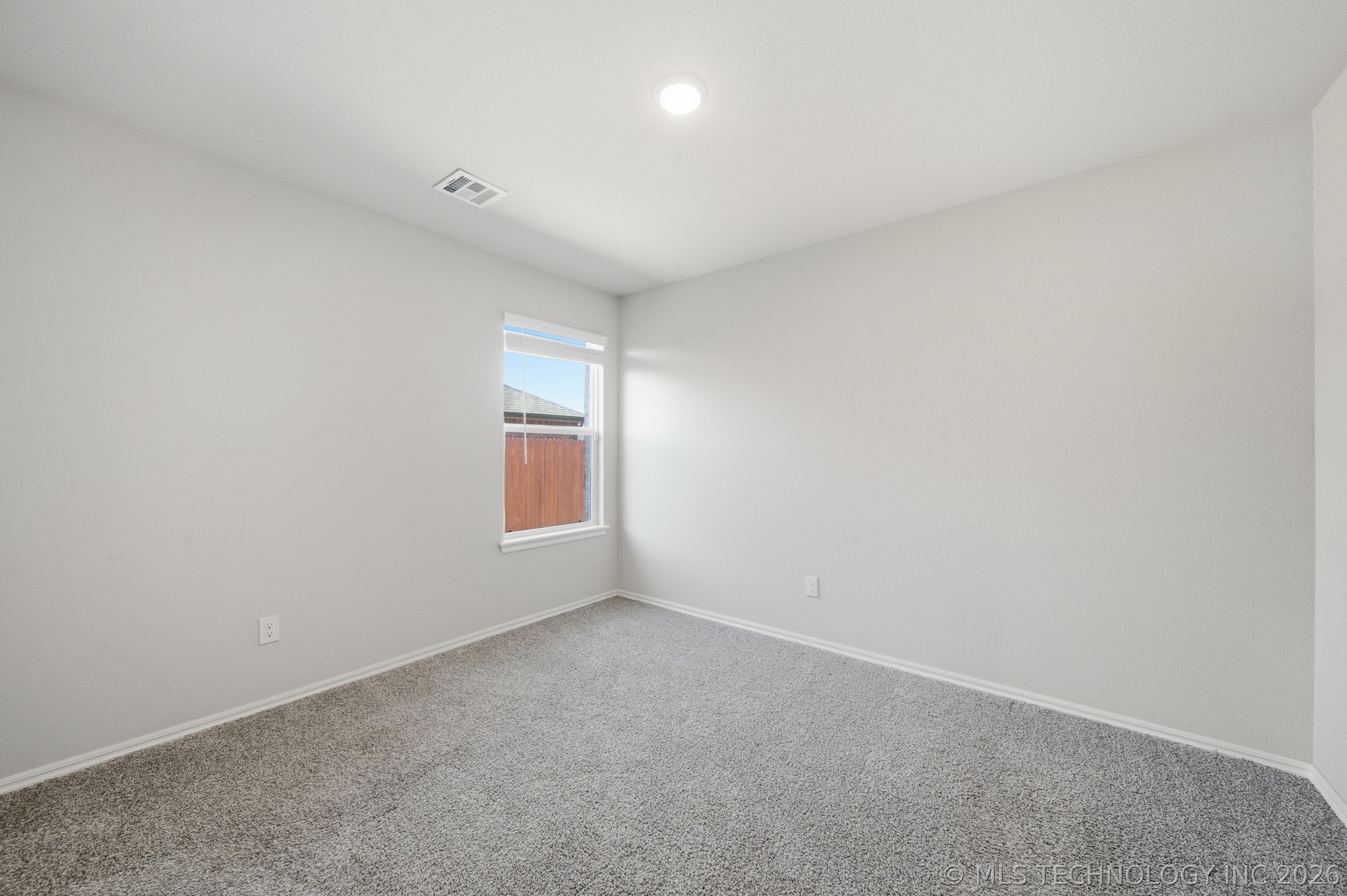 3306 Rushmore Circle Property Photo 25