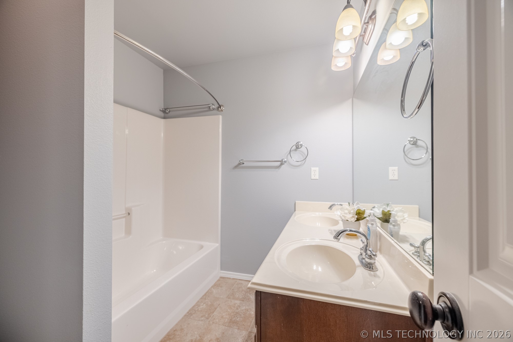 17626 E 48th Street Property Photo 25