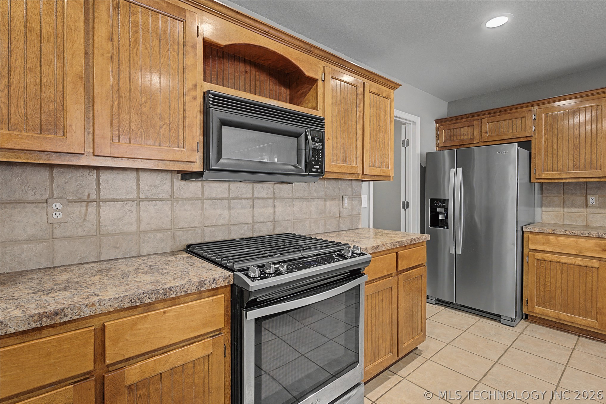 10103 E 91st Court N Property Photo 6