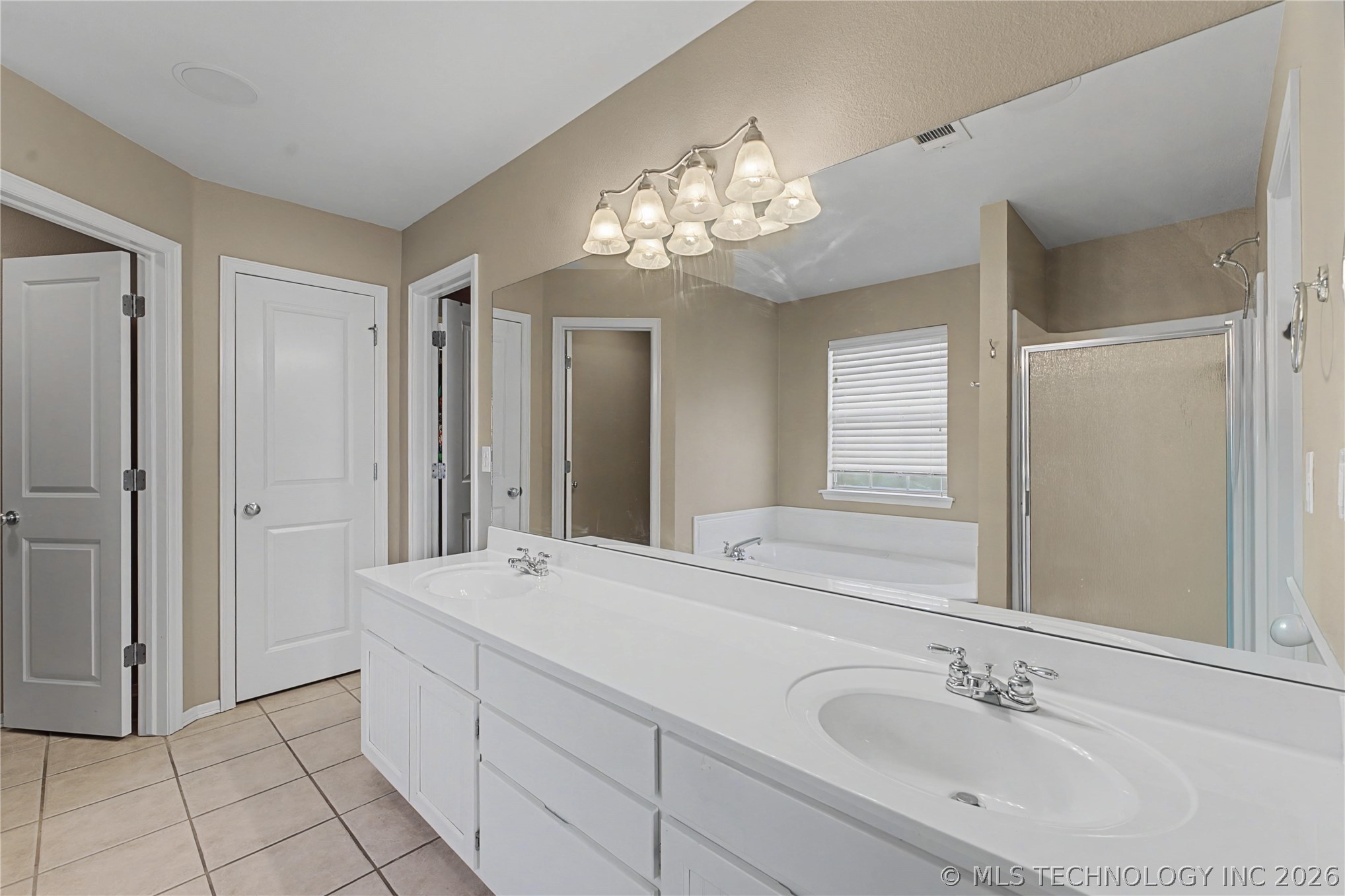 10103 E 91st Court N Property Photo 17