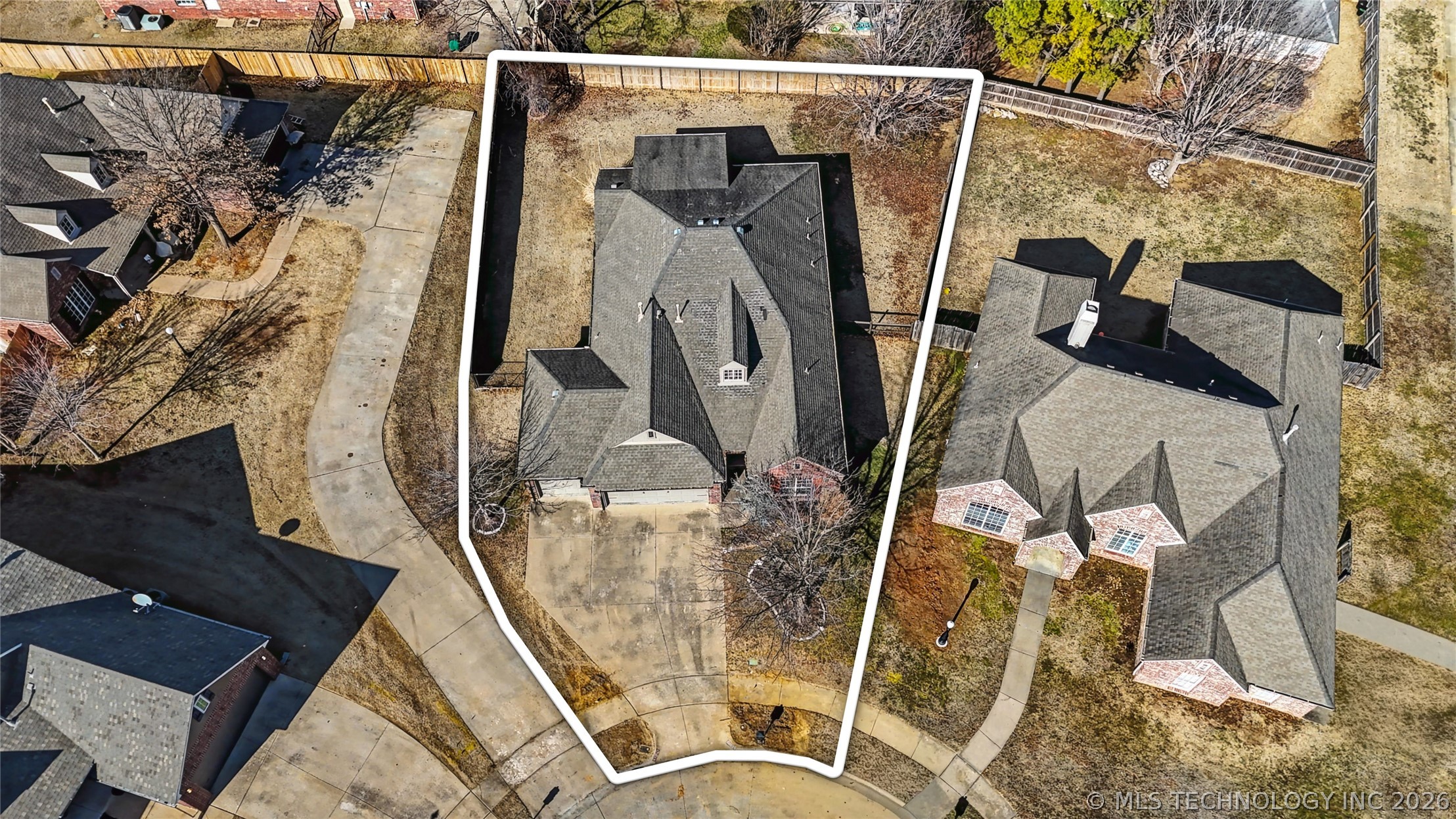 10103 E 91st Court N Property Photo 26