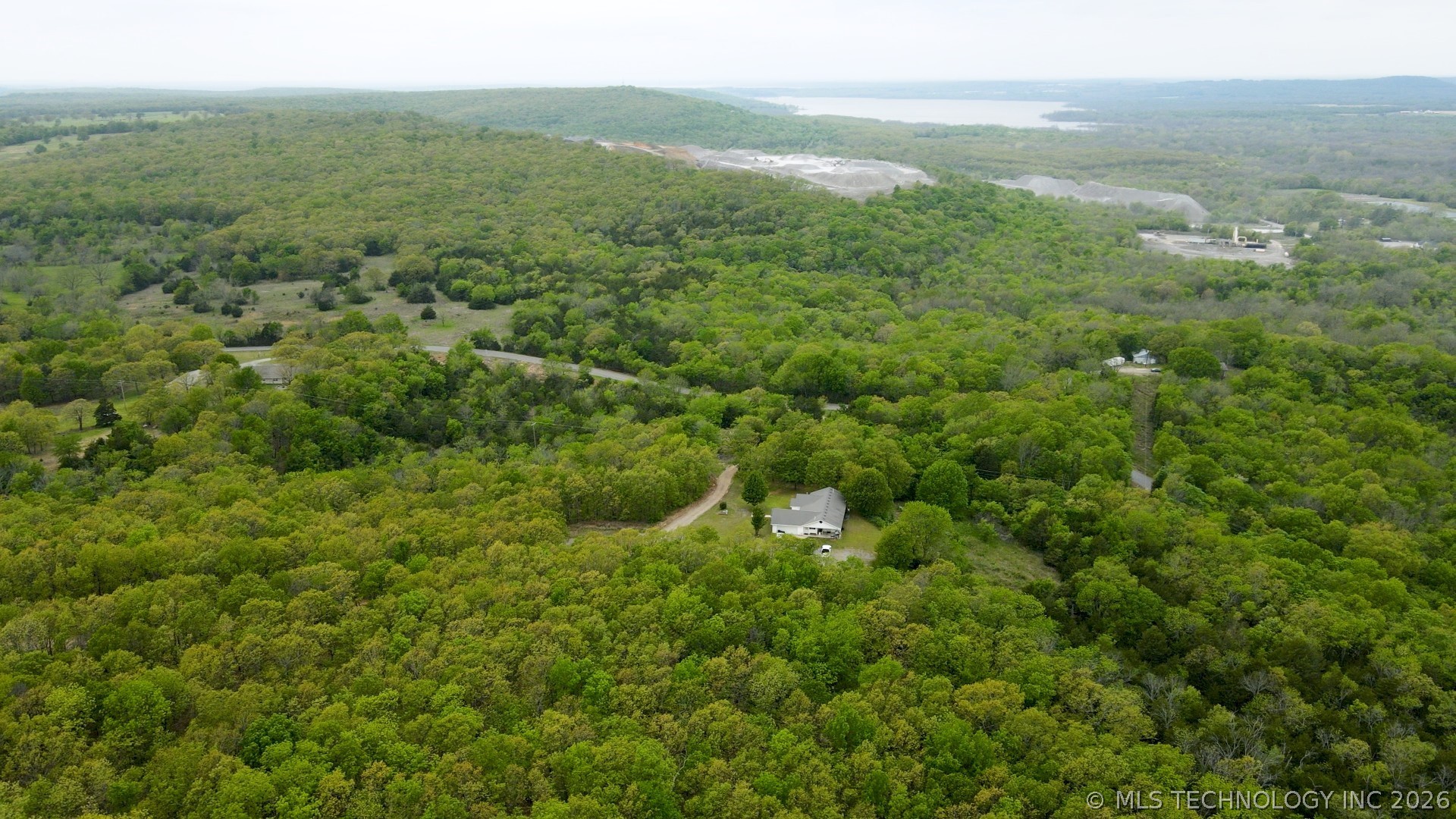 7840 W Wildflower Lane Property Photo 1