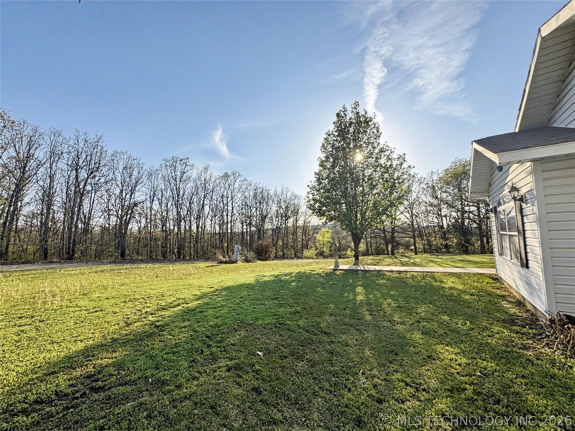 7840 W Wildflower Lane Property Photo 9