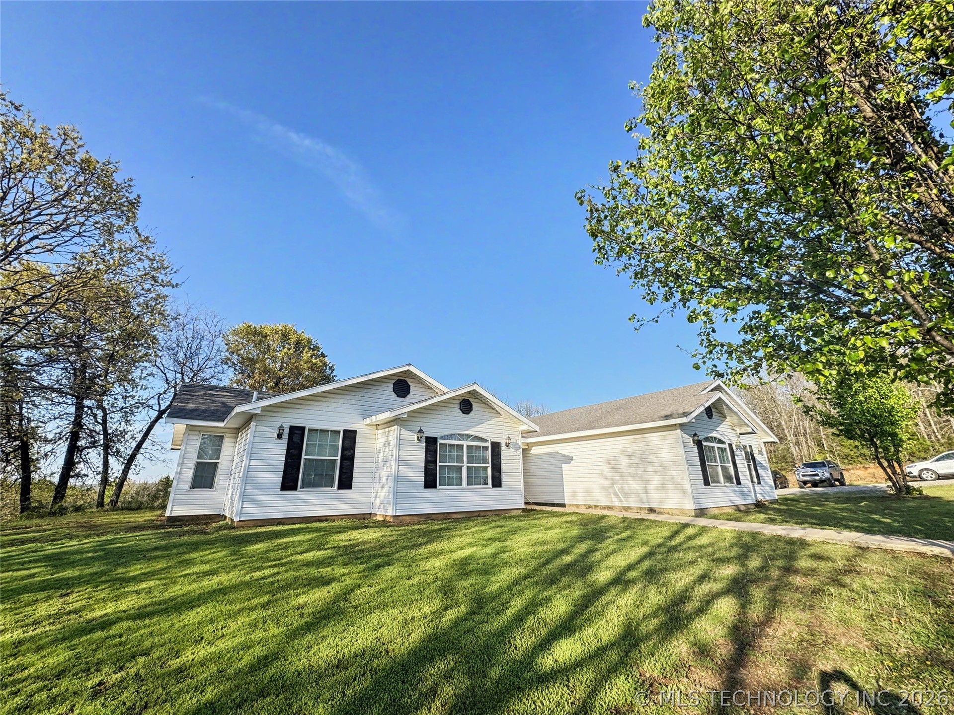 7840 W Wildflower Lane Property Photo 10