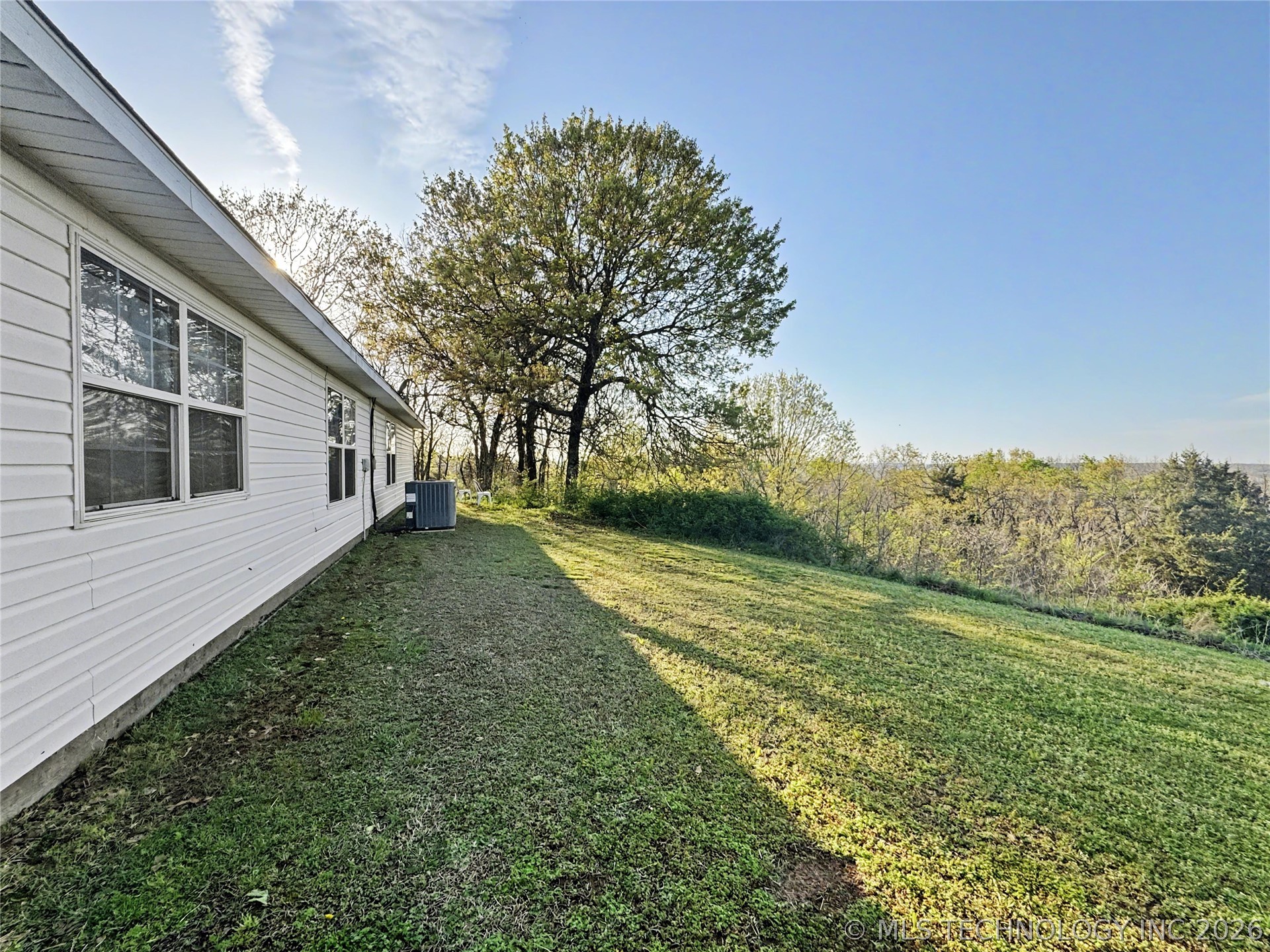 7840 W Wildflower Lane Property Photo 16