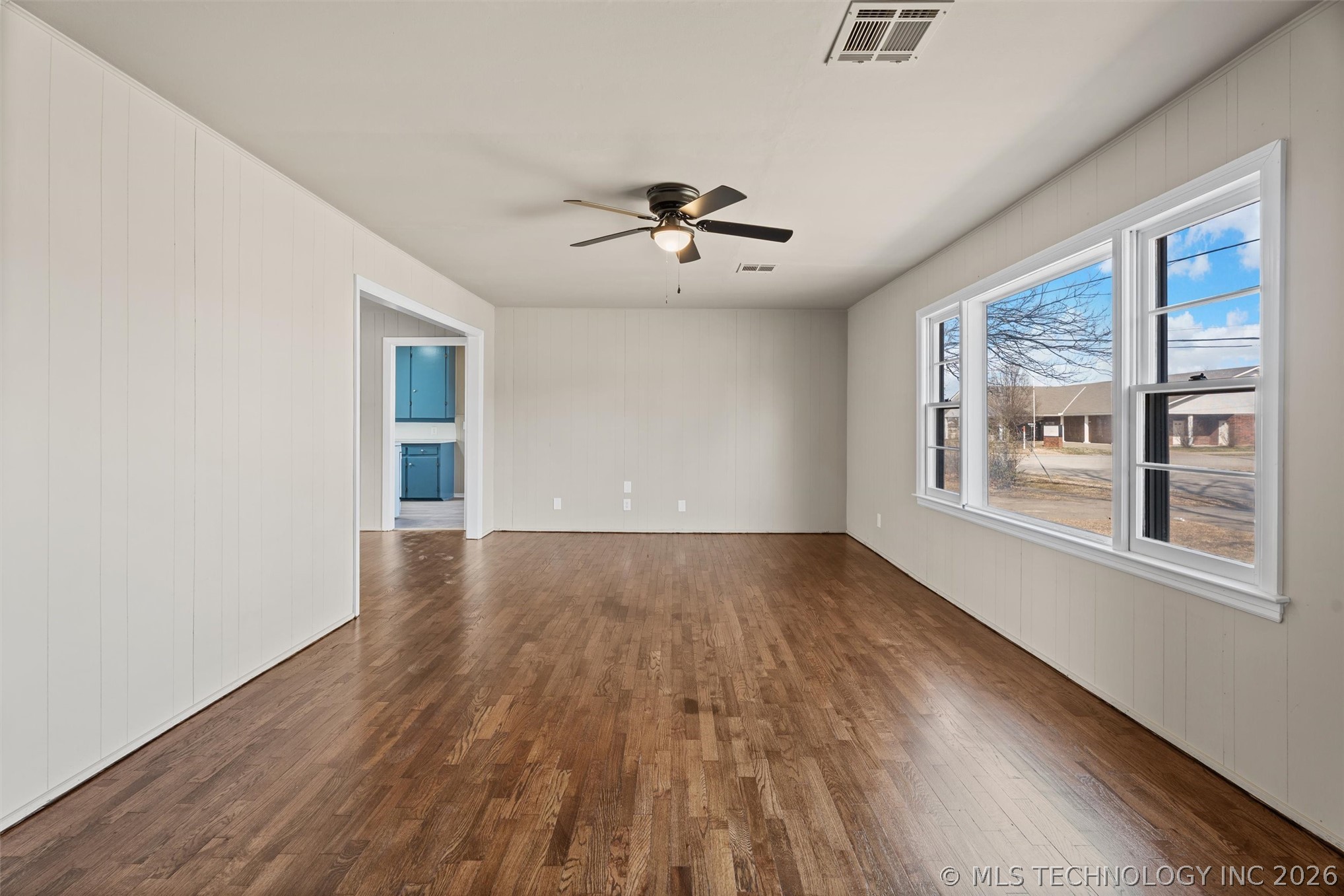 709 N Cherokee Avenue Property Photo 4