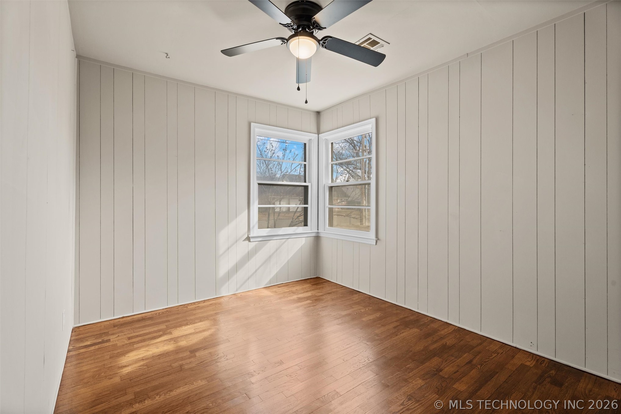 709 N Cherokee Avenue Property Photo 18