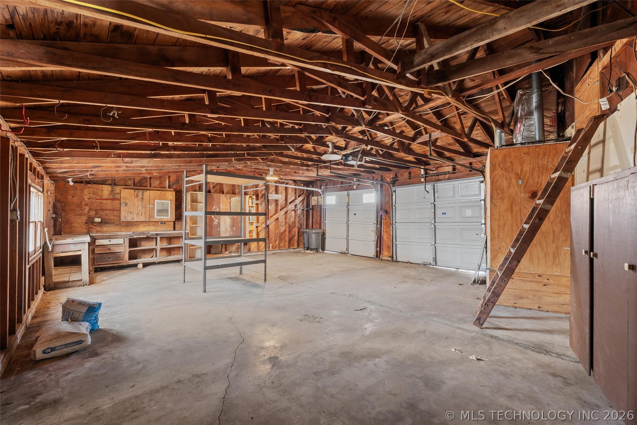 709 N Cherokee Avenue Property Photo 25