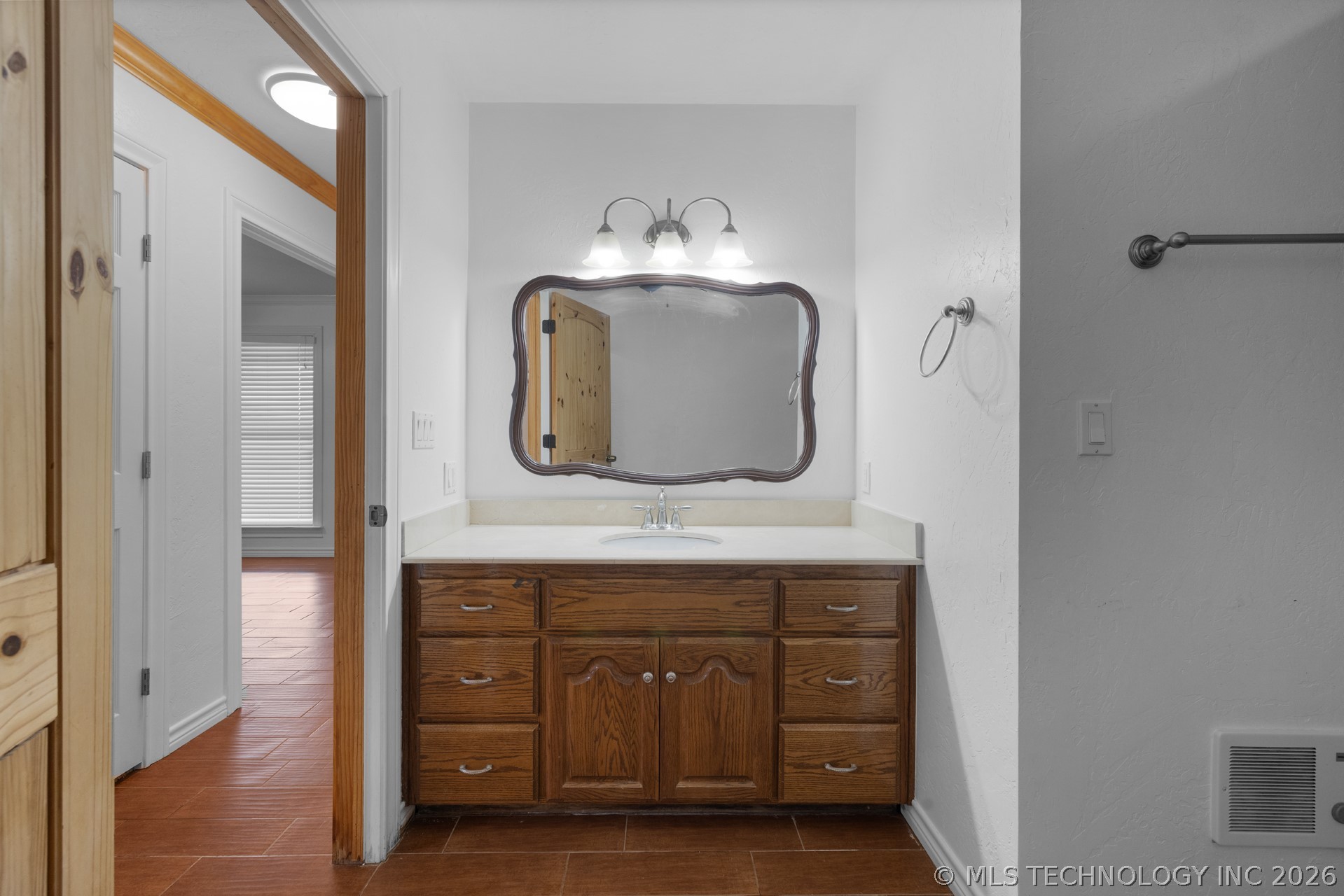 168 N 4100 Road Property Photo 40