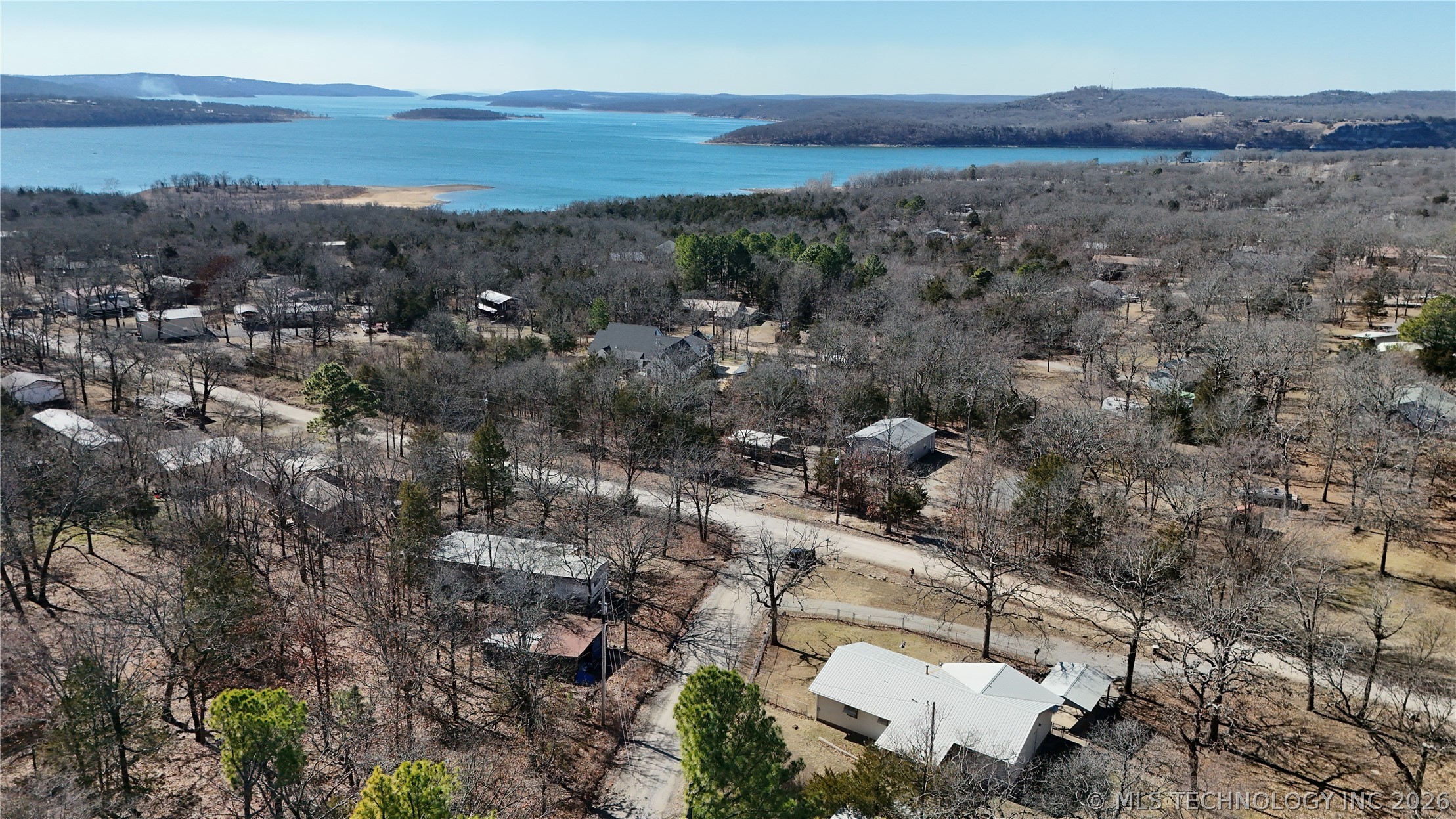 32128 S Hickory Drive Property Photo 2