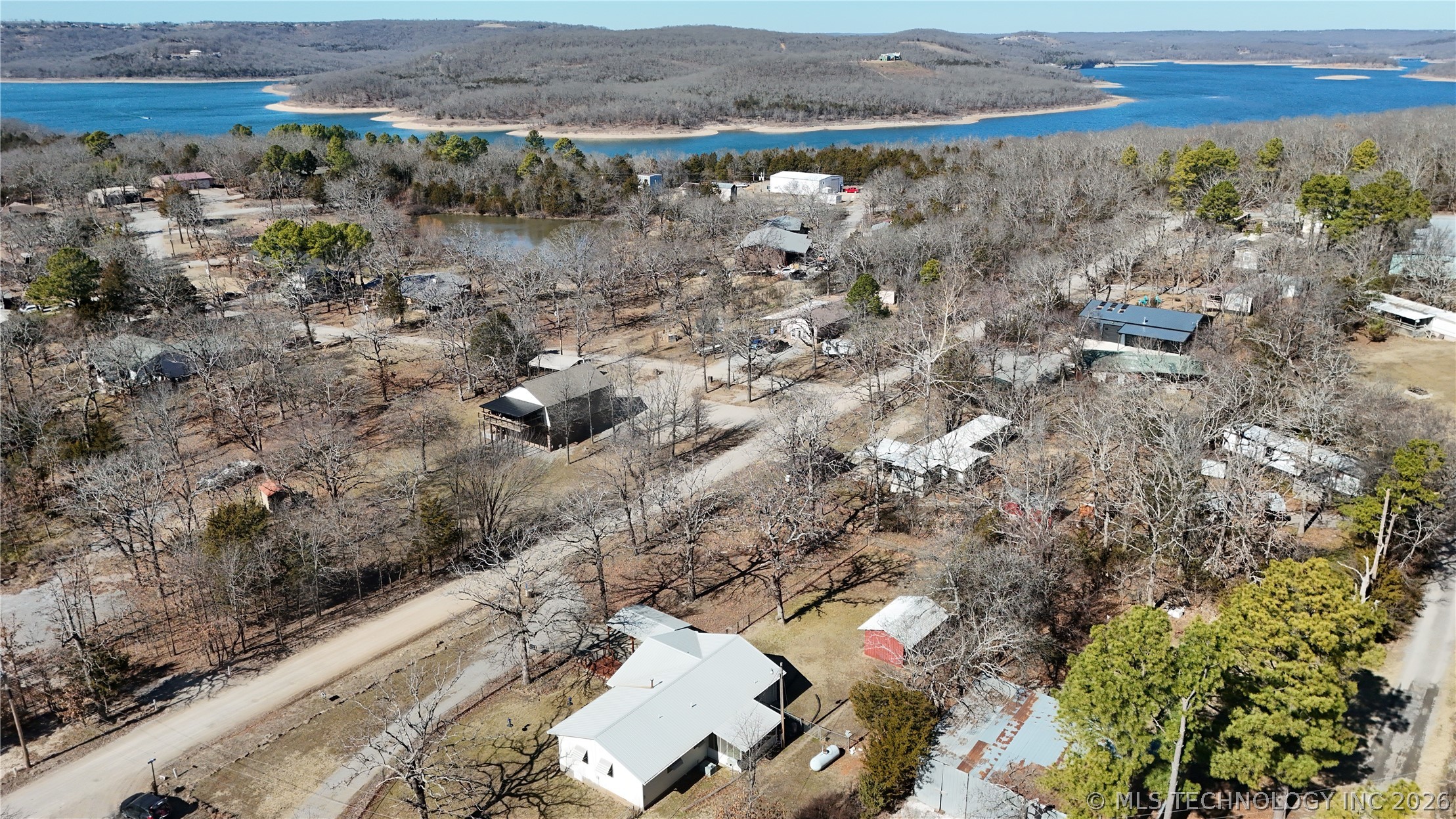 32128 S Hickory Drive Property Photo 3