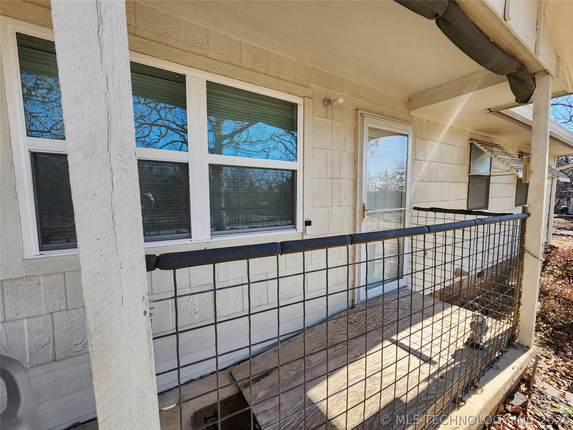 32128 S Hickory Drive Property Photo 5