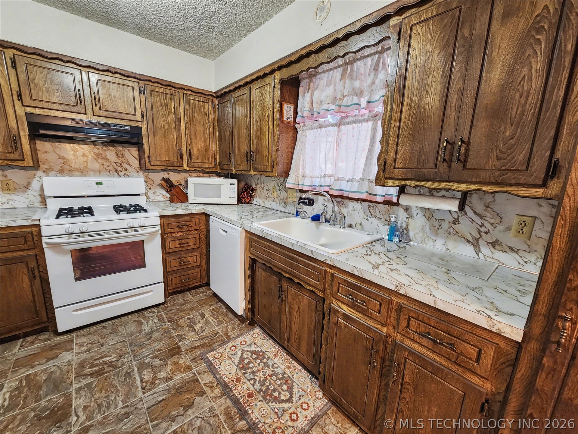 32128 S Hickory Drive Property Photo 30