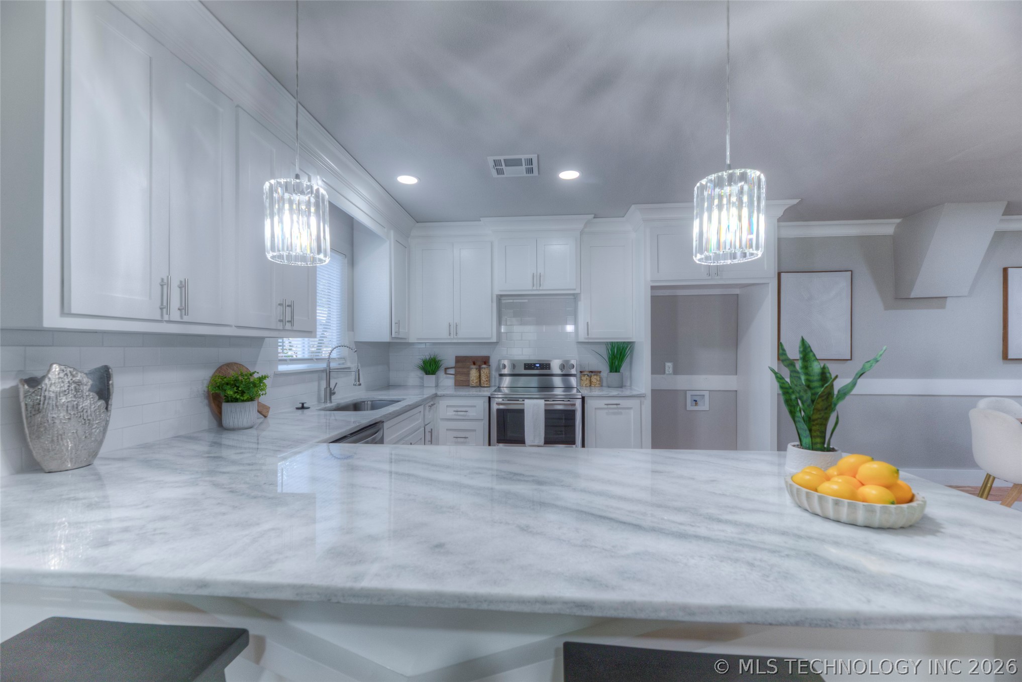 917 S Birch Place Property Photo 11