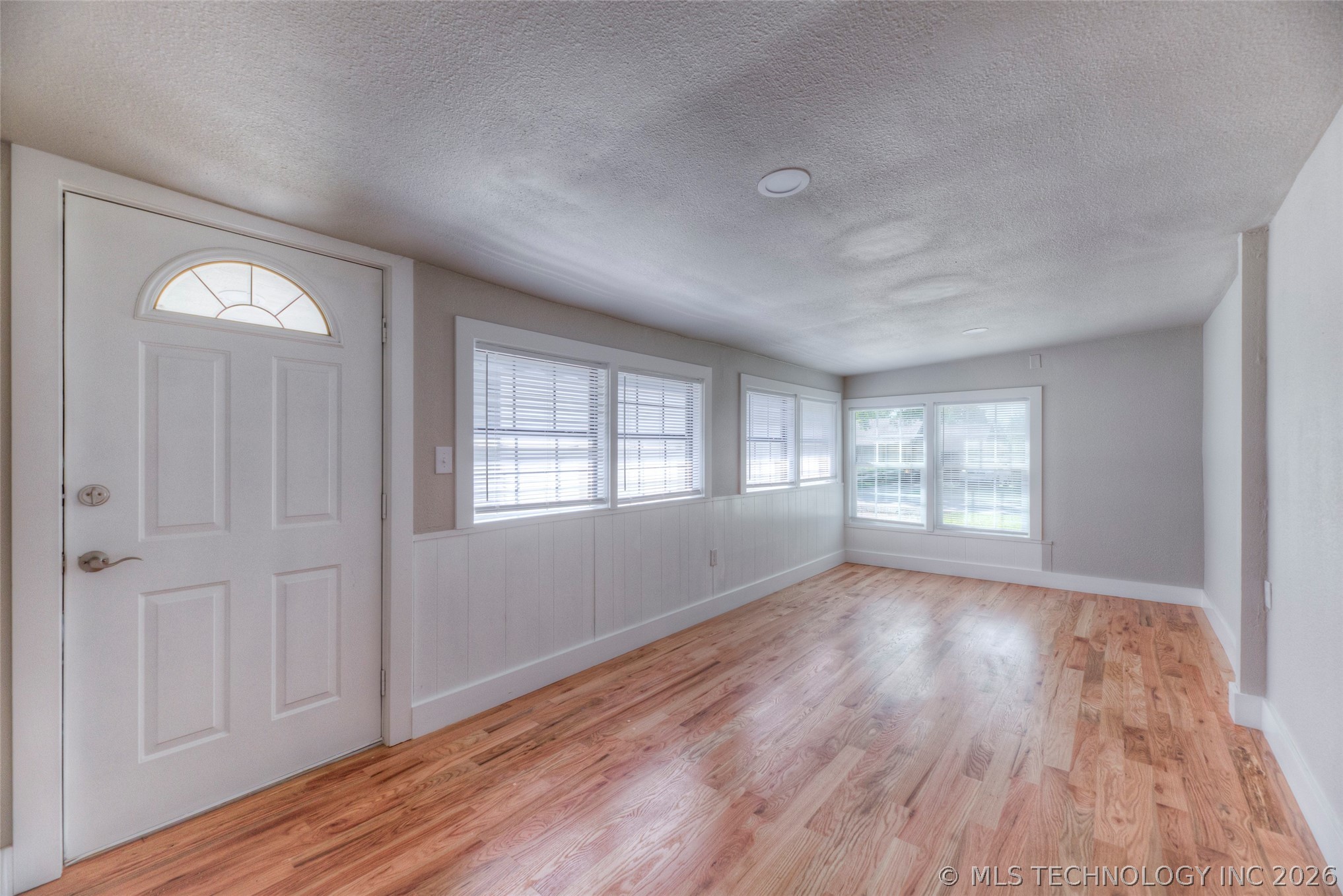 917 S Birch Place Property Photo 18