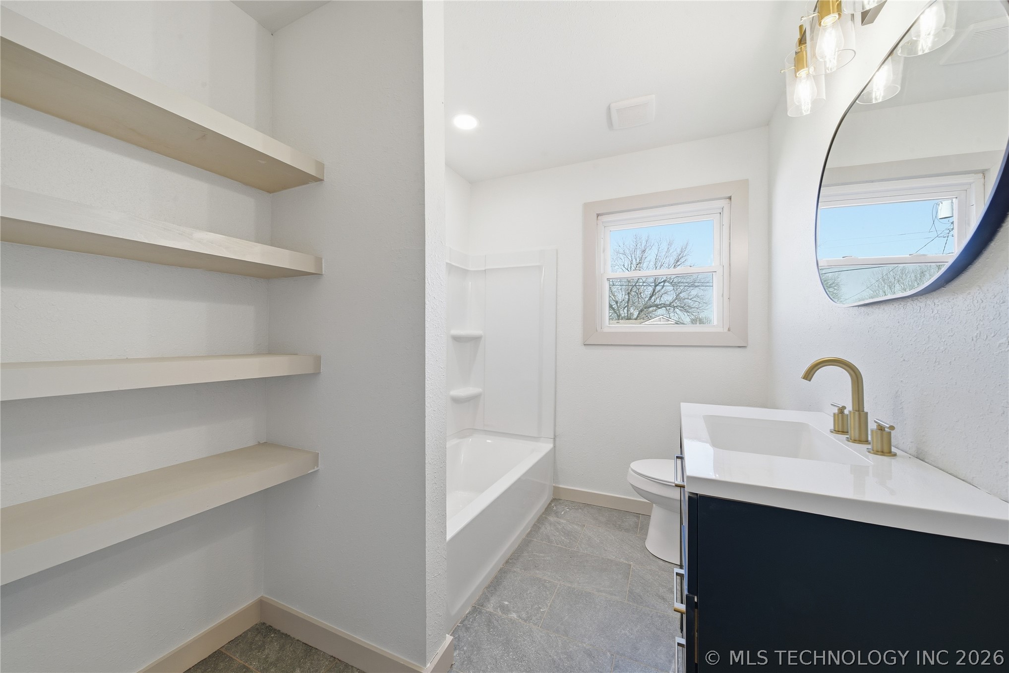 517 S 79th East Avenue Property Photo 18