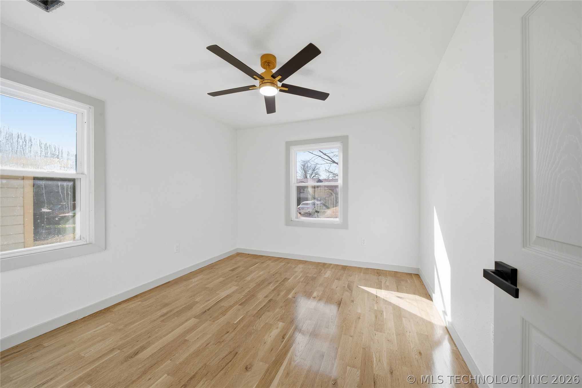 517 S 79th East Avenue Property Photo 20