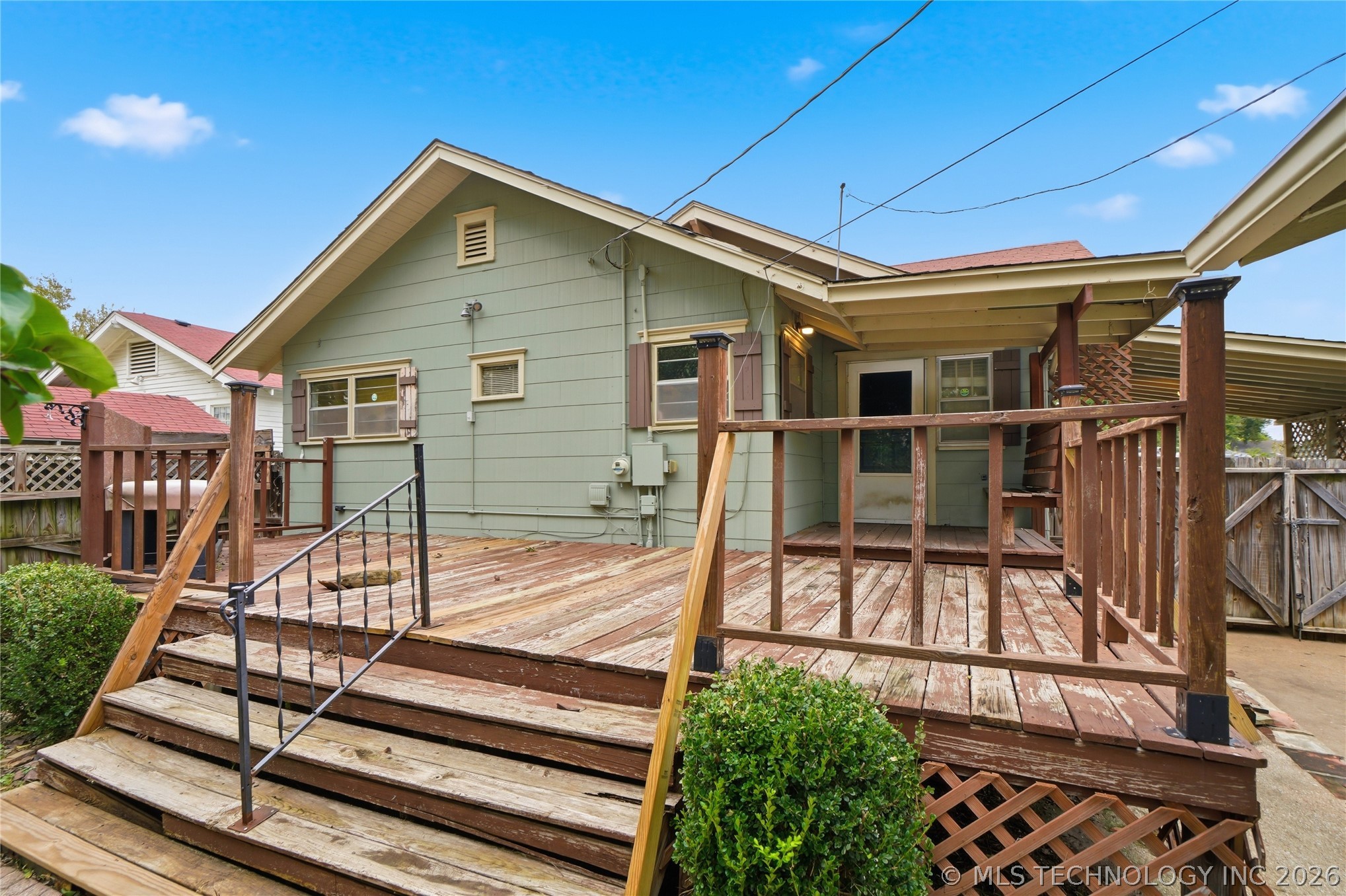 1916 E 14th Street Property Photo 29