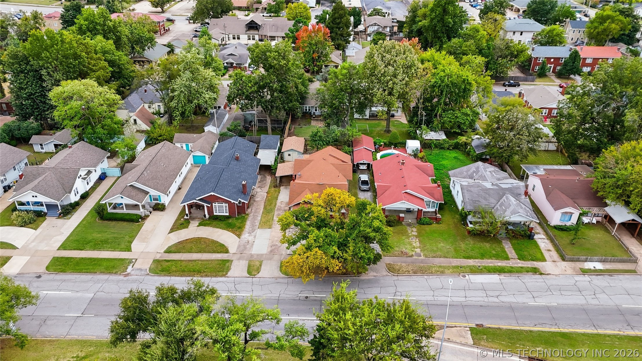 1916 E 14th Street Property Photo 34