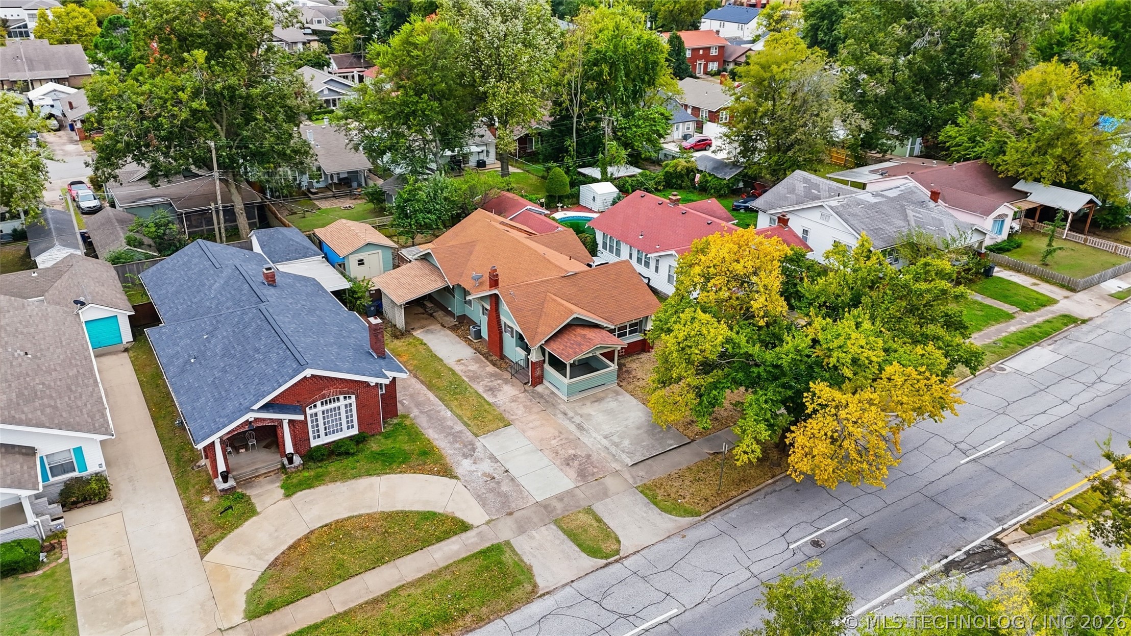 1916 E 14th Street Property Photo 35